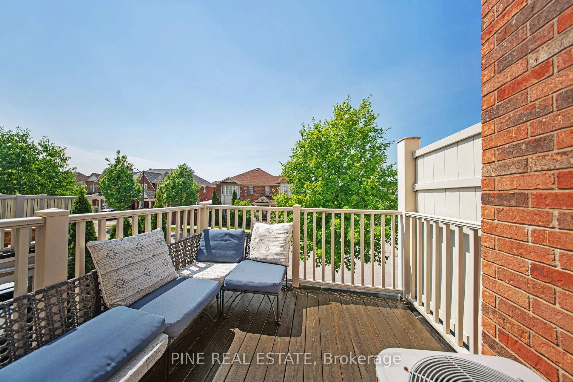 649 SPEYER Circle