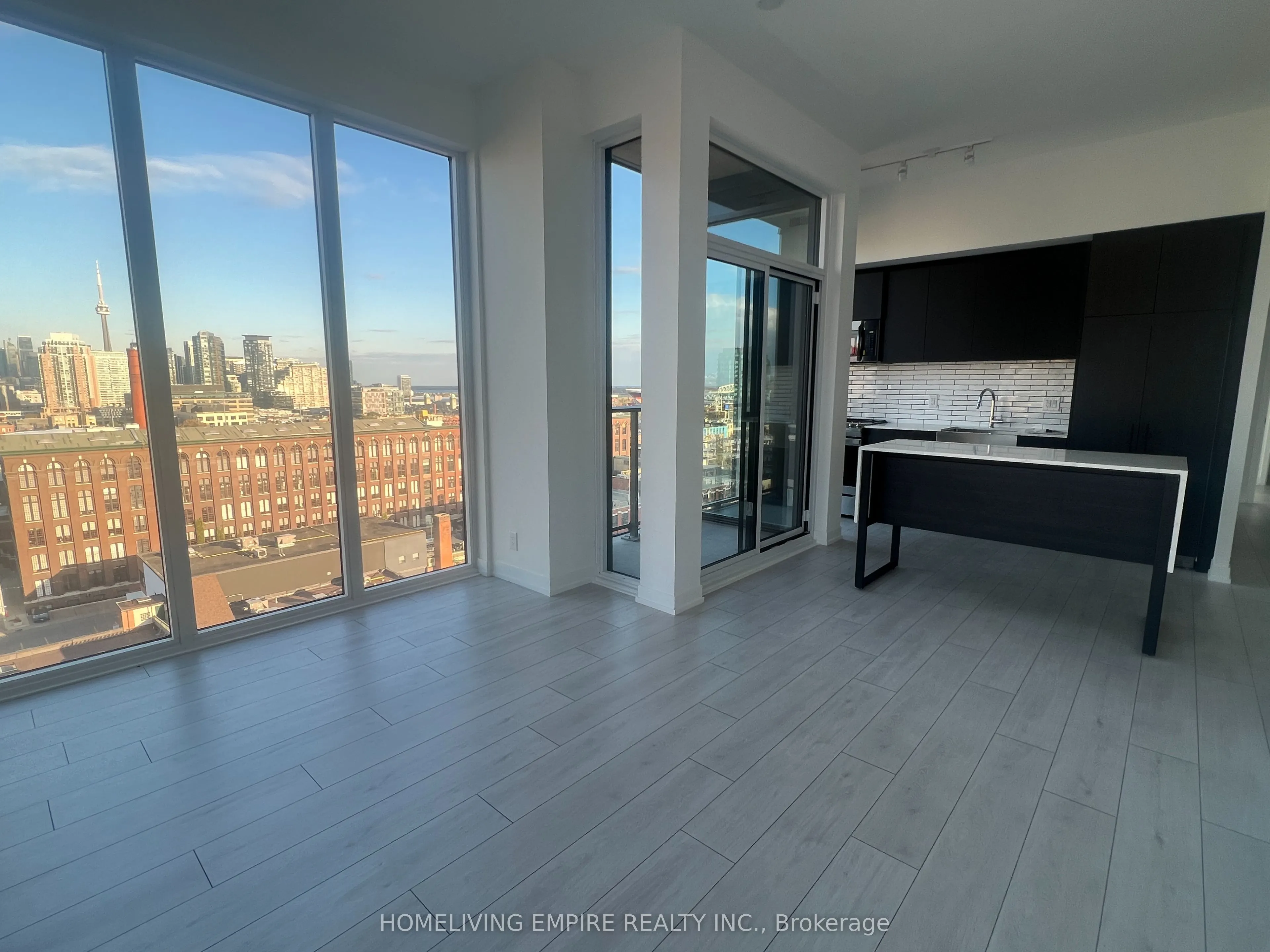 270 Dufferin Street, #1103