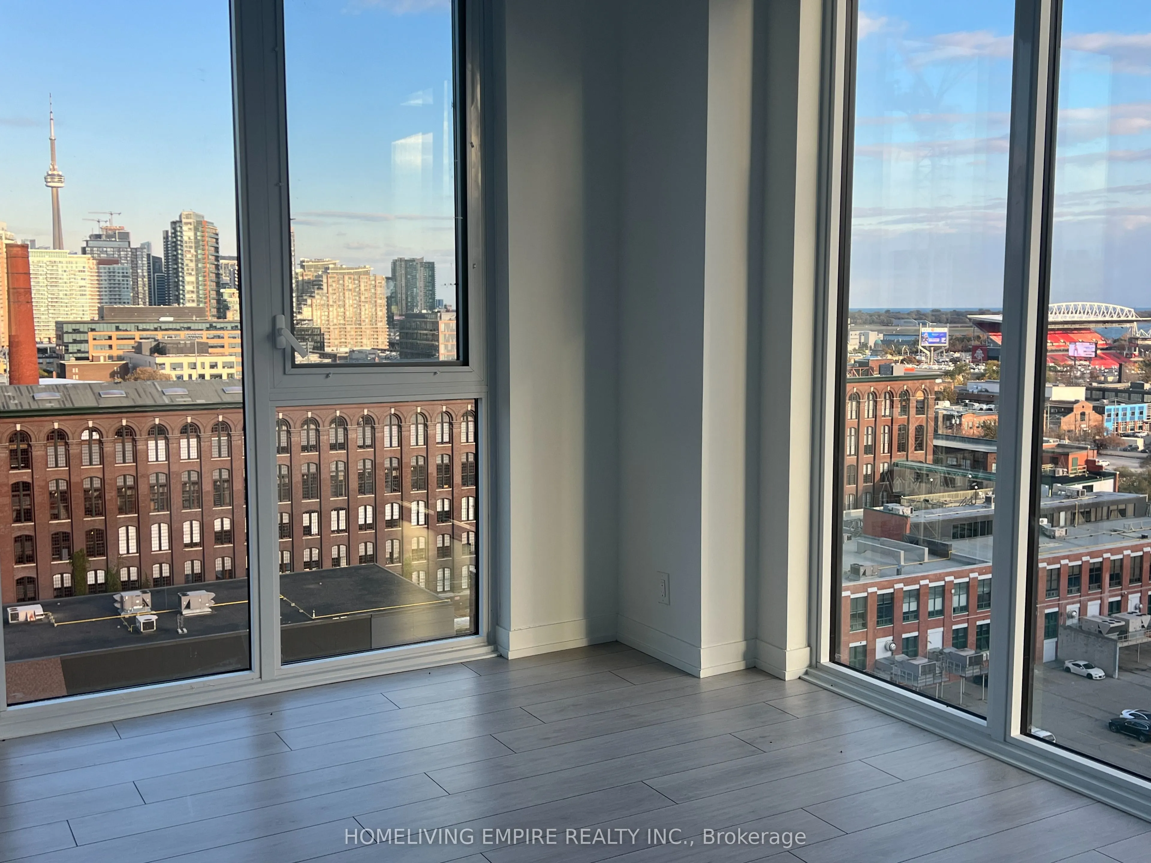 270 Dufferin Street, #1103