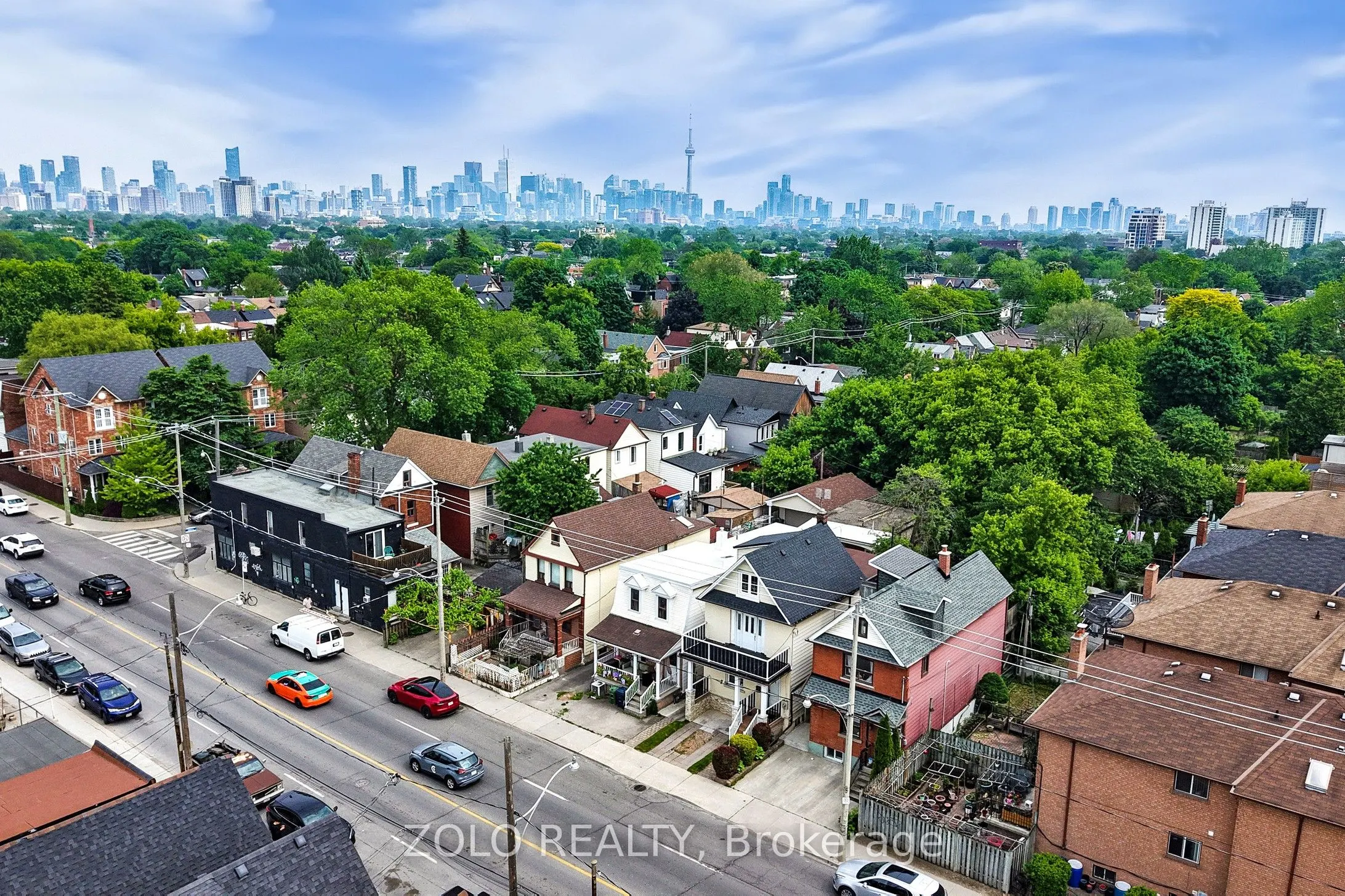 1083 Dupont Street