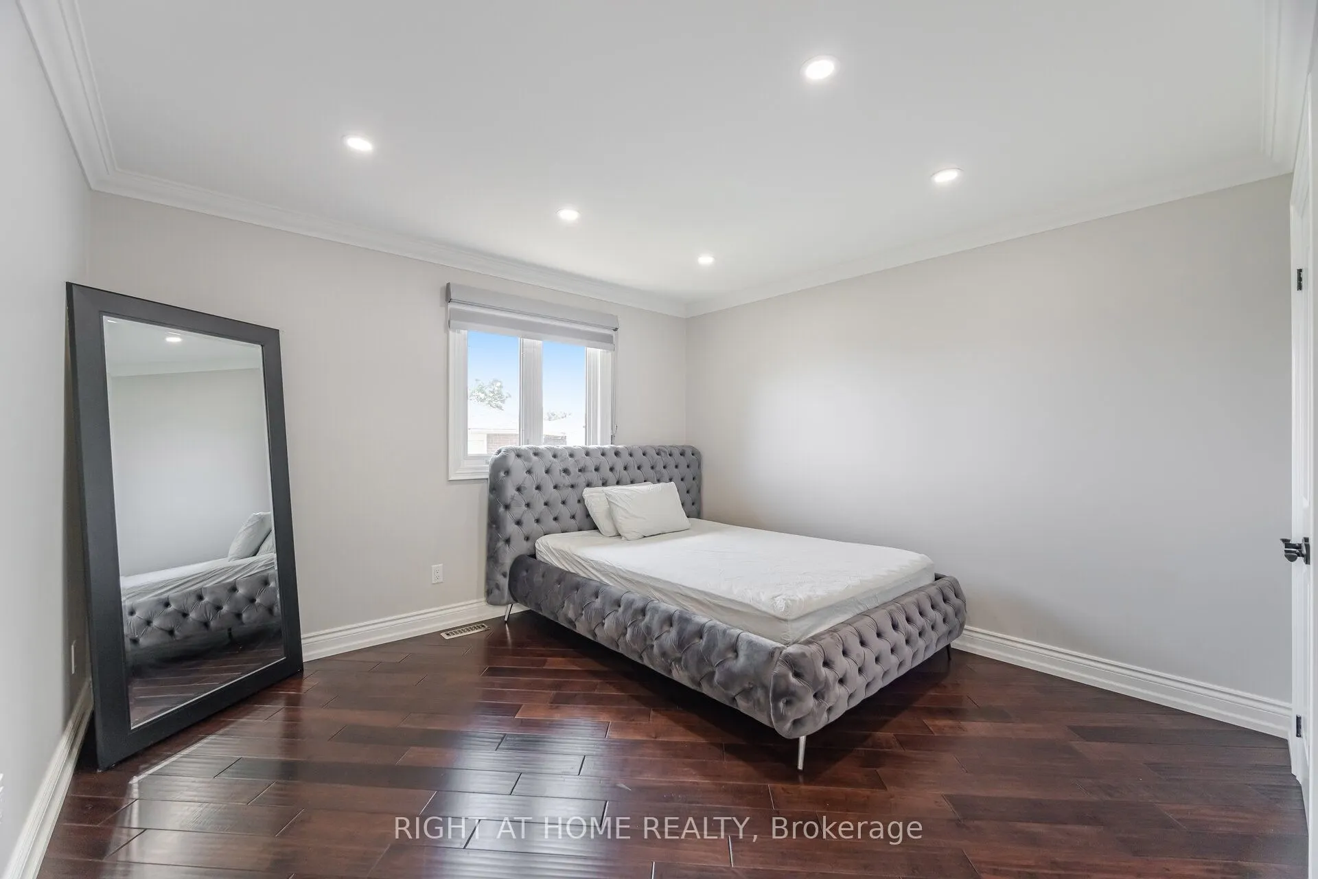 2579 Kenna Court
