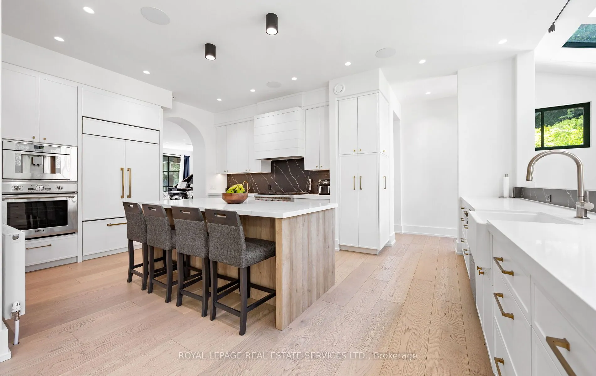 10 Colwood Road