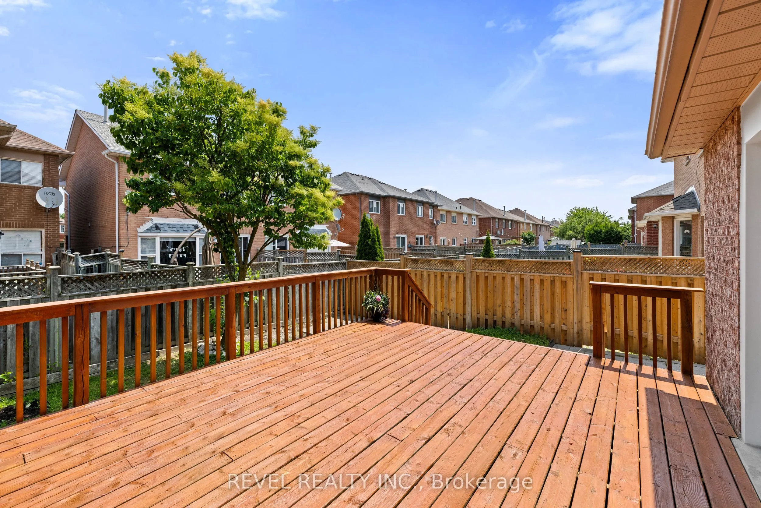 6881 Lisgar Drive