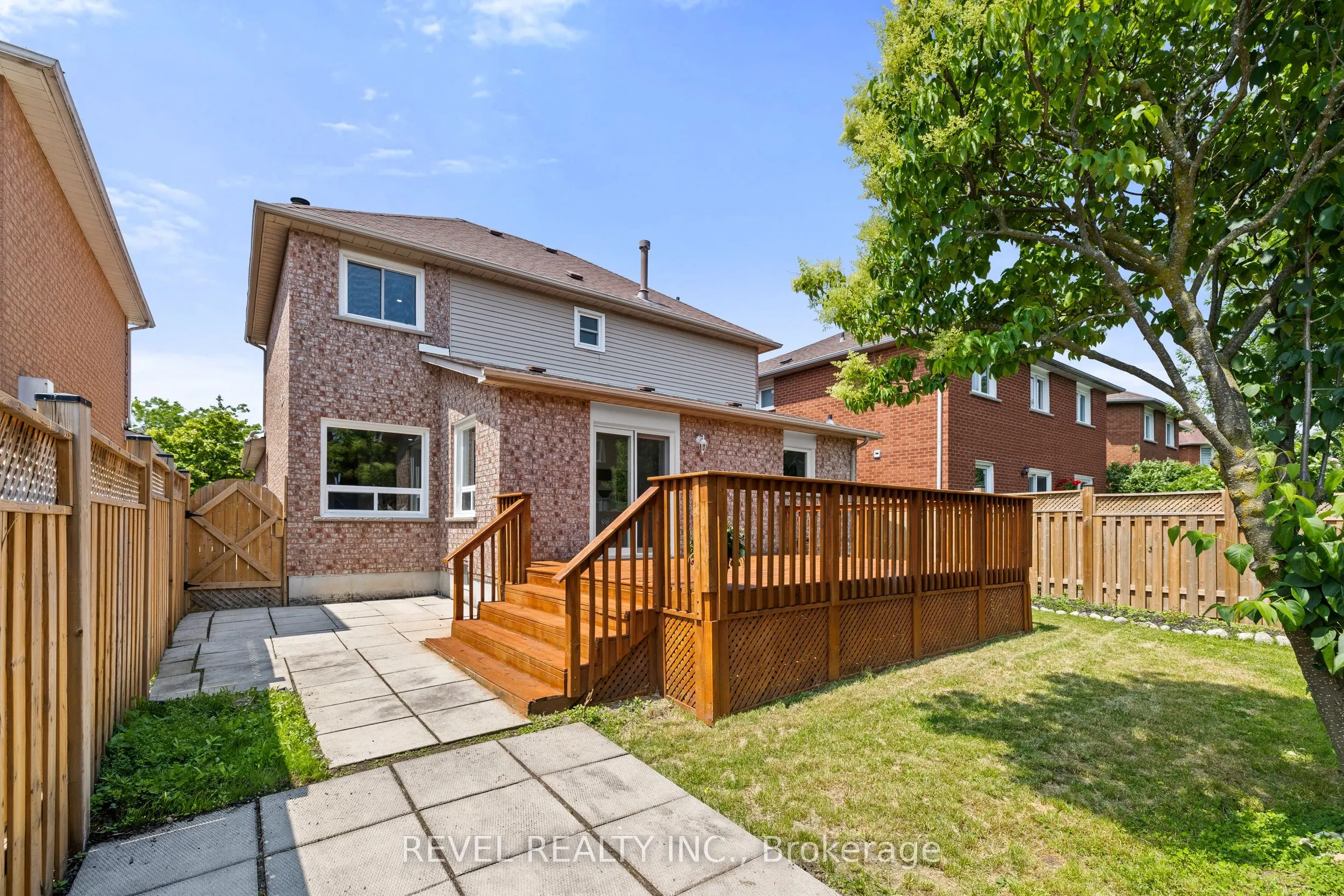 6881 Lisgar Drive