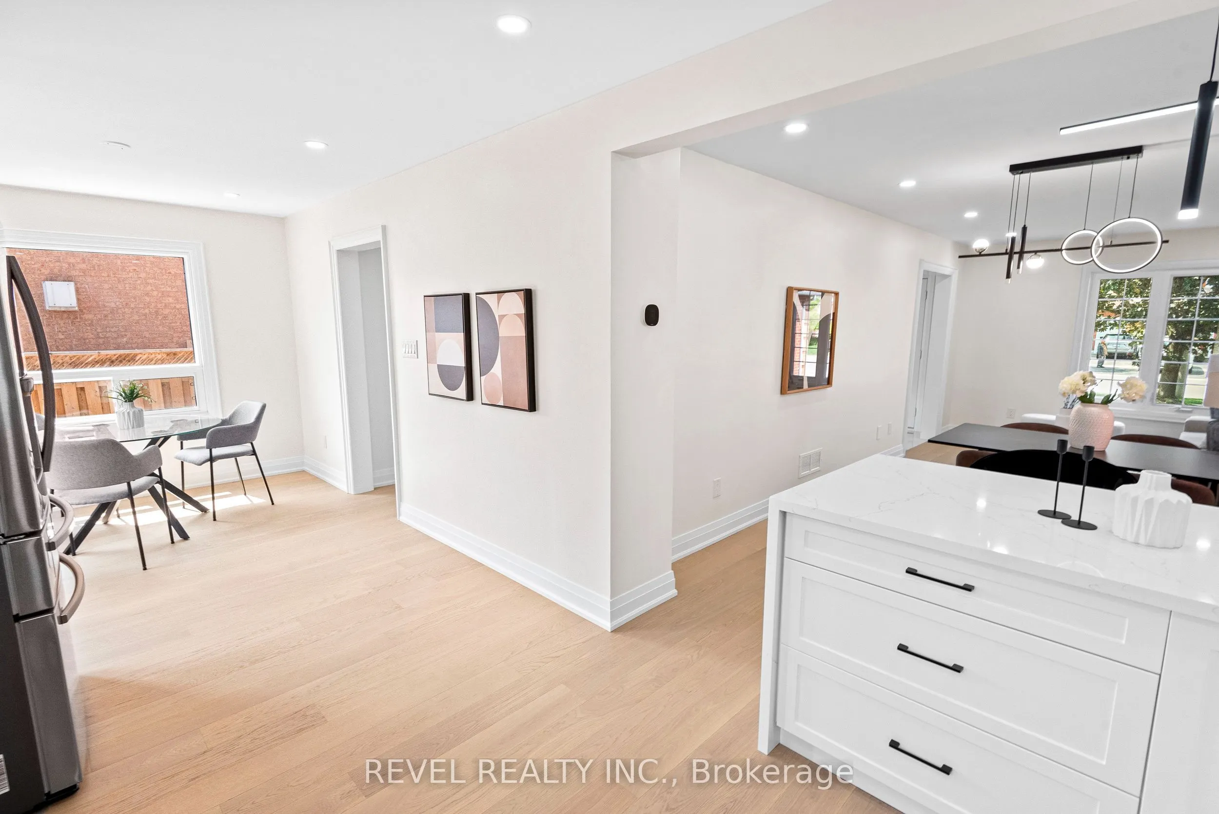 6881 Lisgar Drive