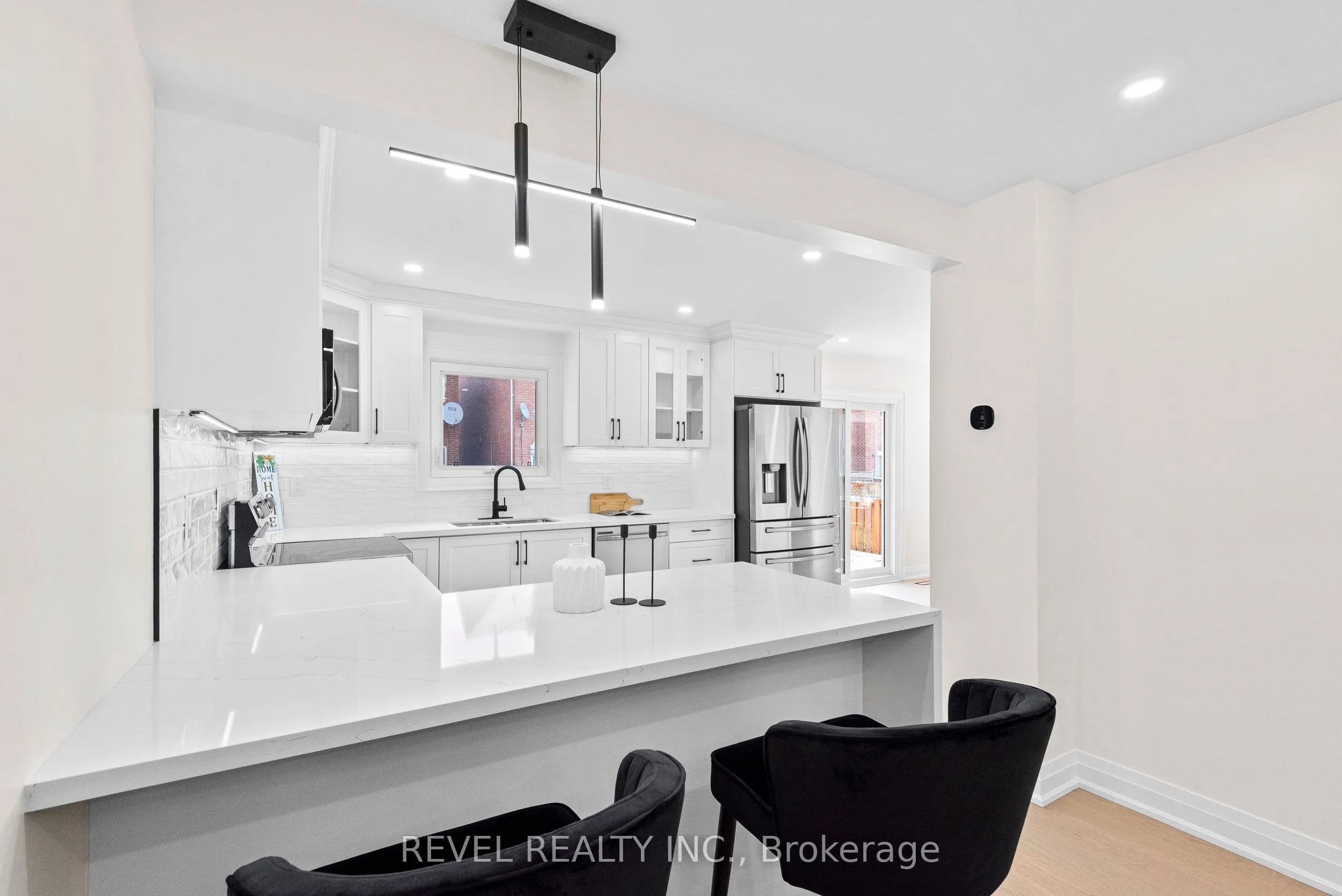 6881 Lisgar Drive