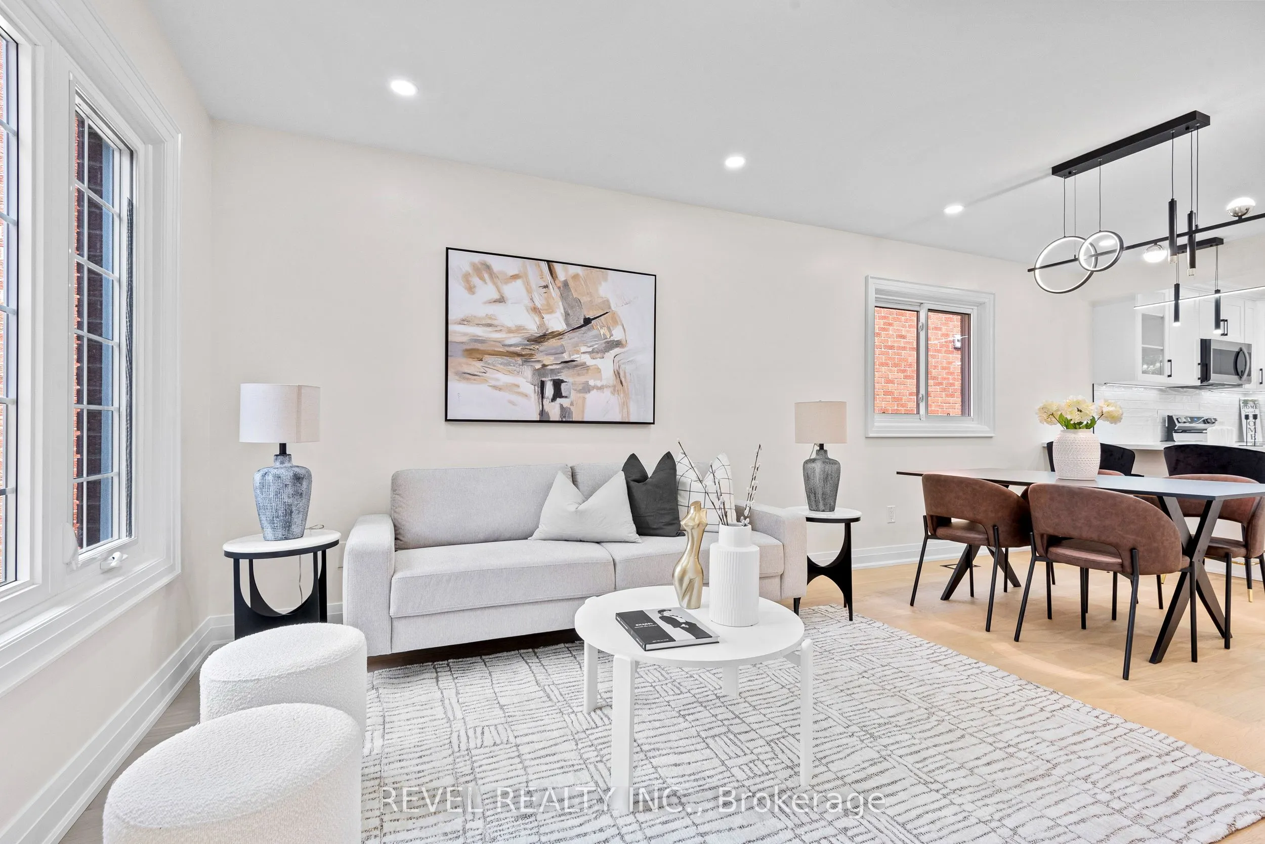 6881 Lisgar Drive