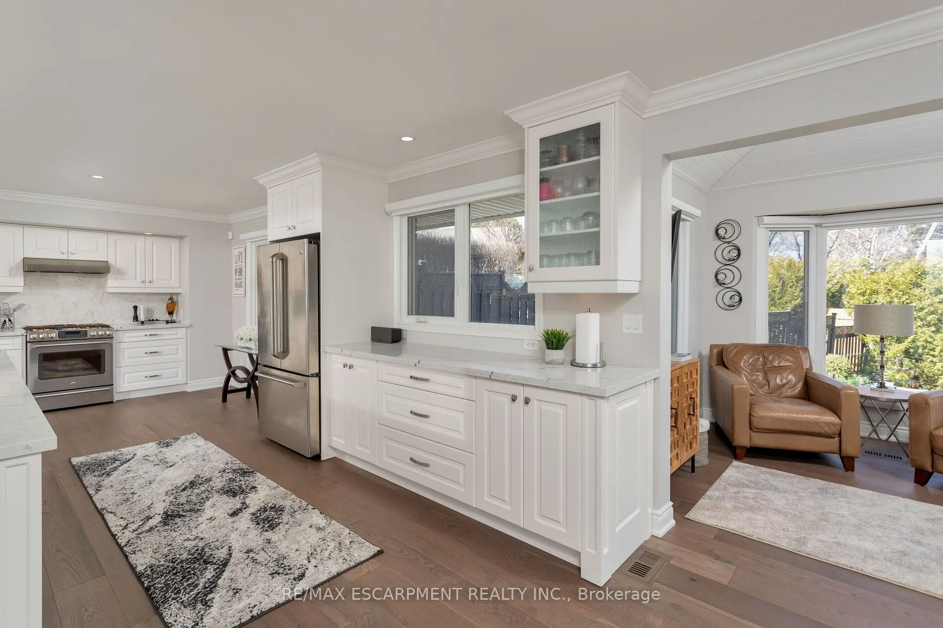 2119 Agincourt Crescent