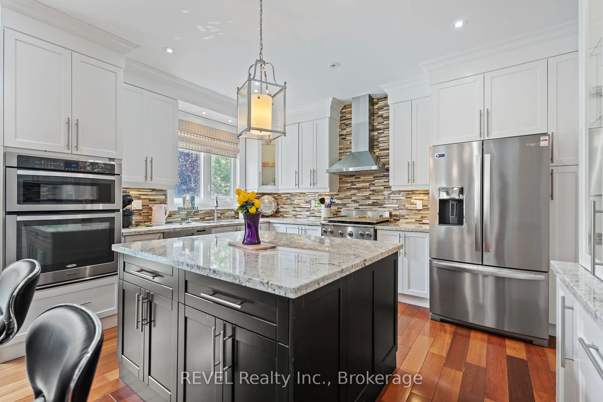 401 Schreyer Crescent