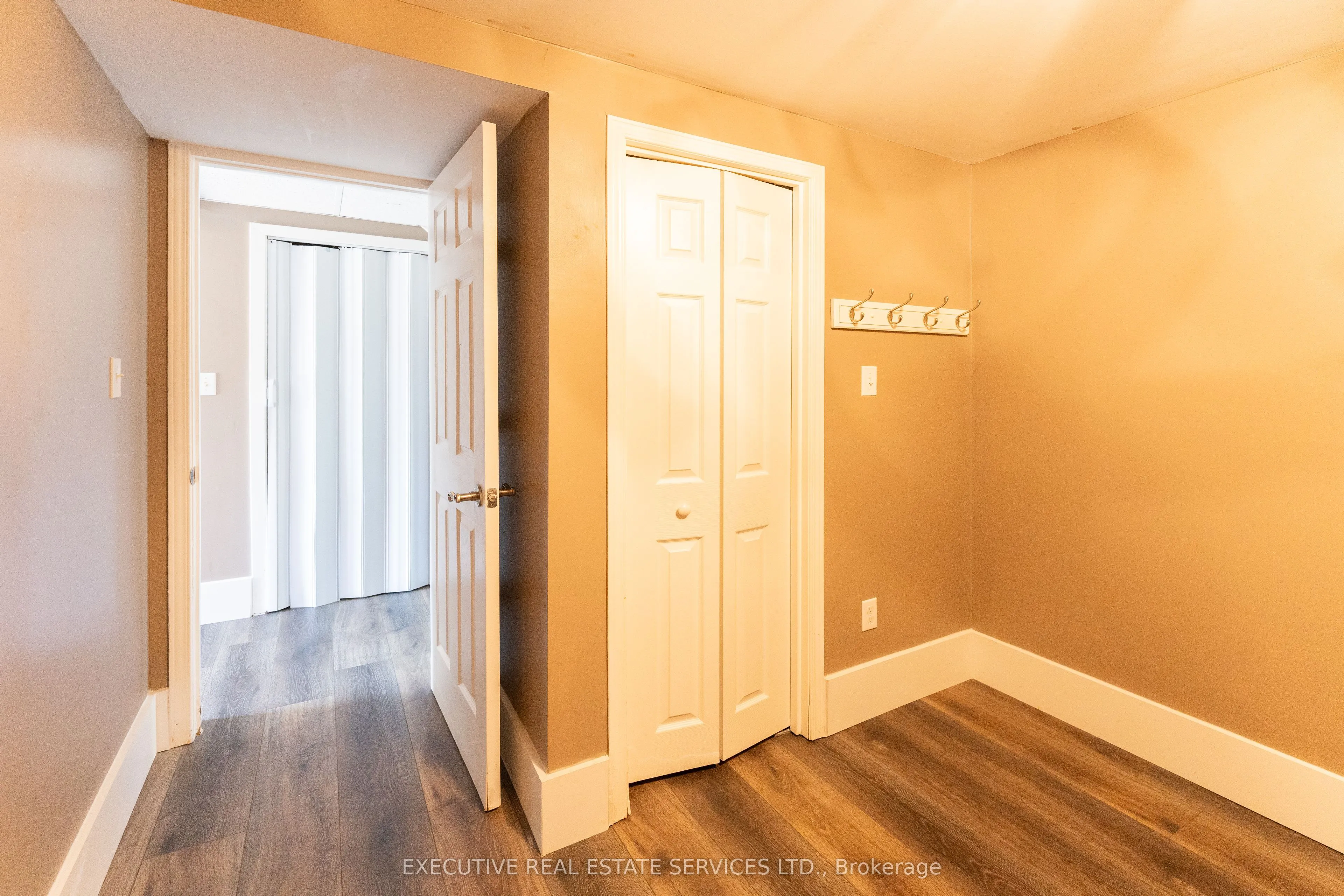 24 KINGHAM ROAD, #24