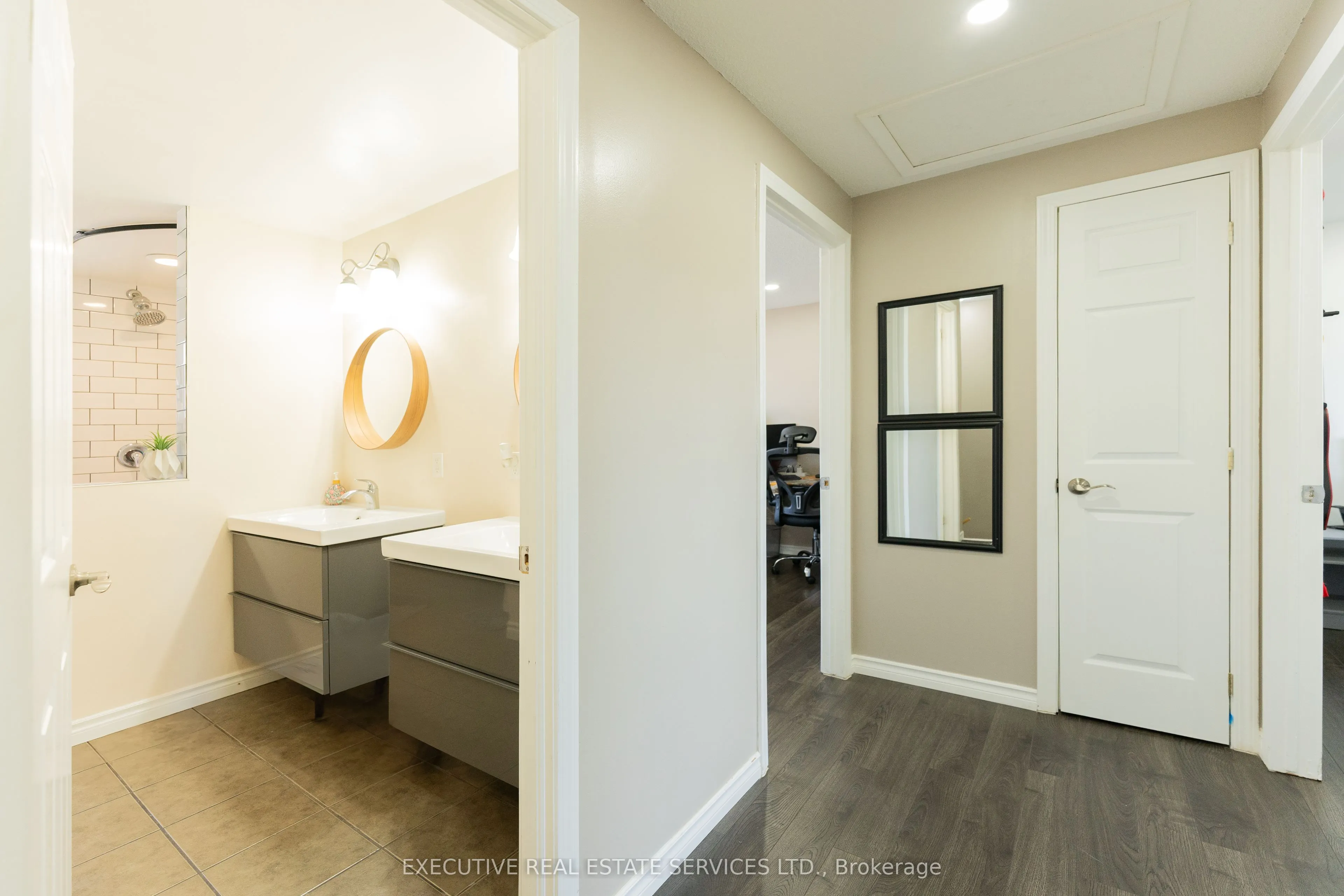 24 KINGHAM ROAD, #24