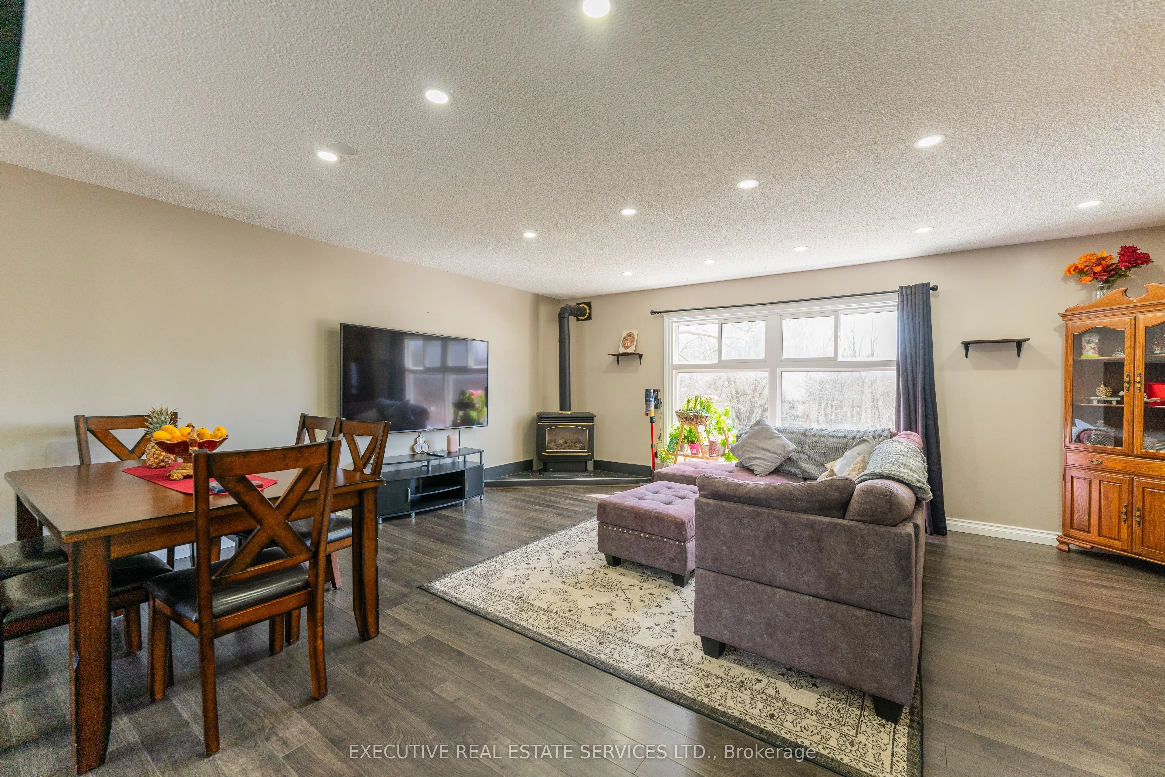 24 KINGHAM ROAD, #24