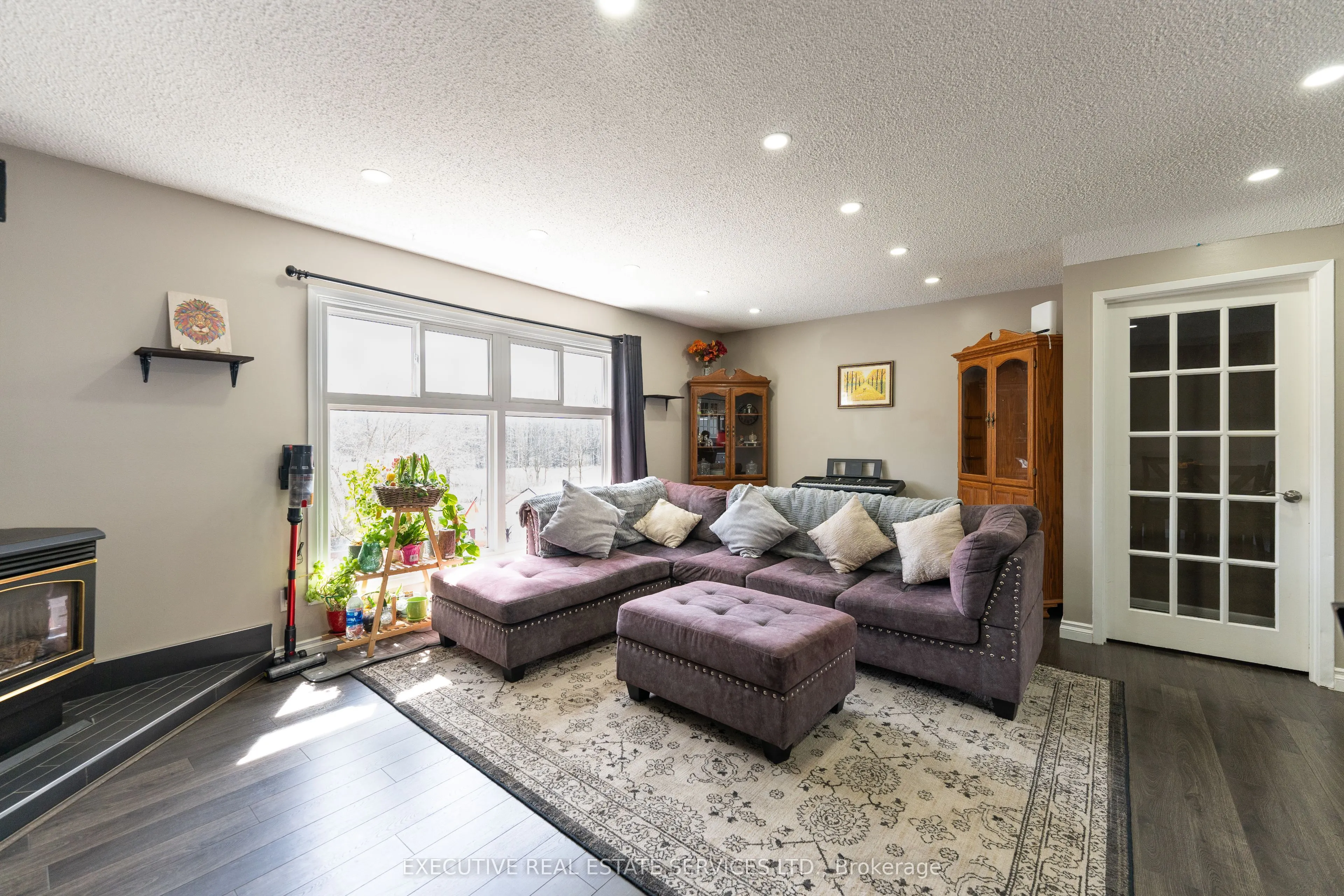 24 KINGHAM ROAD, #24