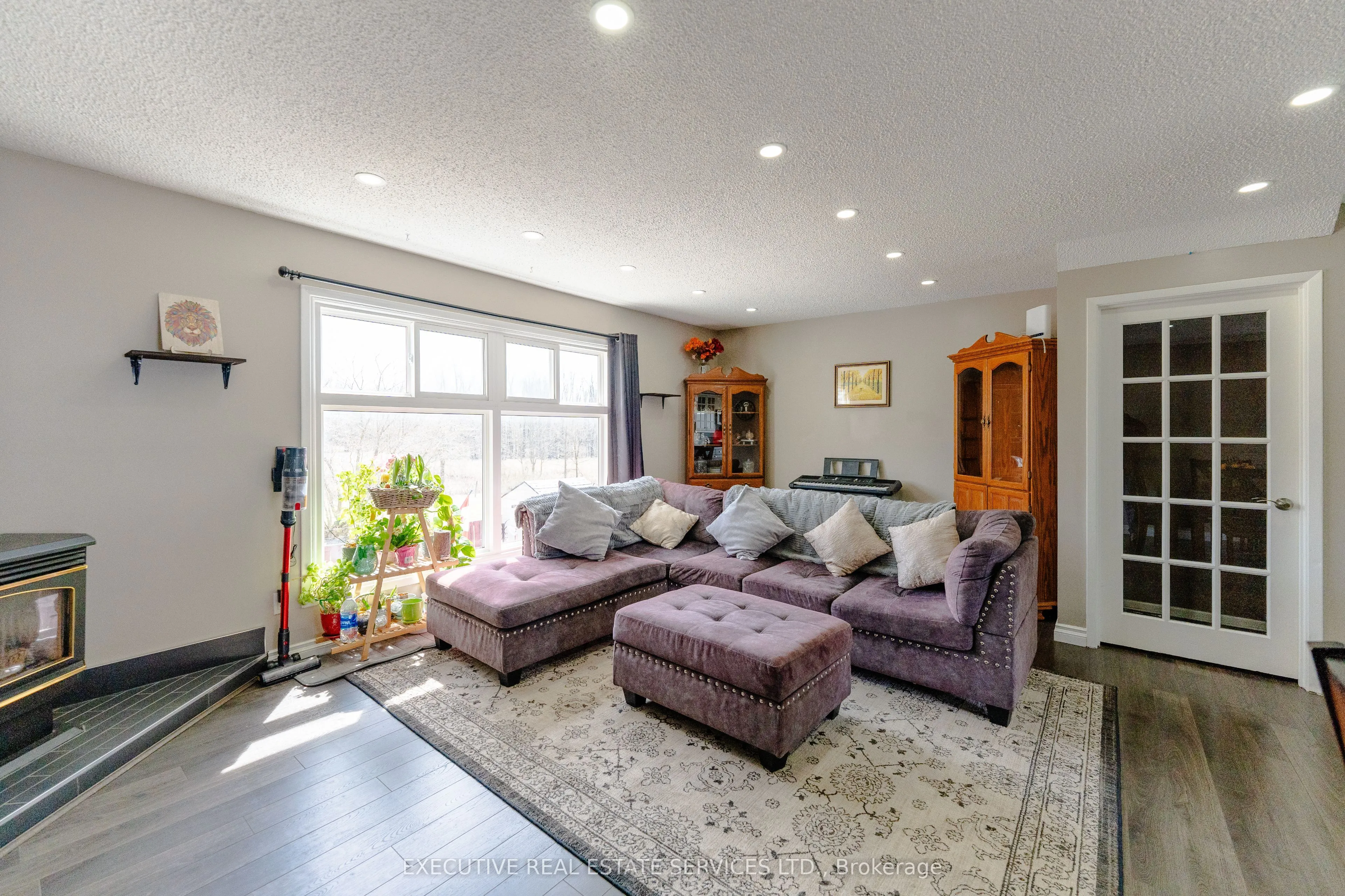 24 KINGHAM ROAD, #24