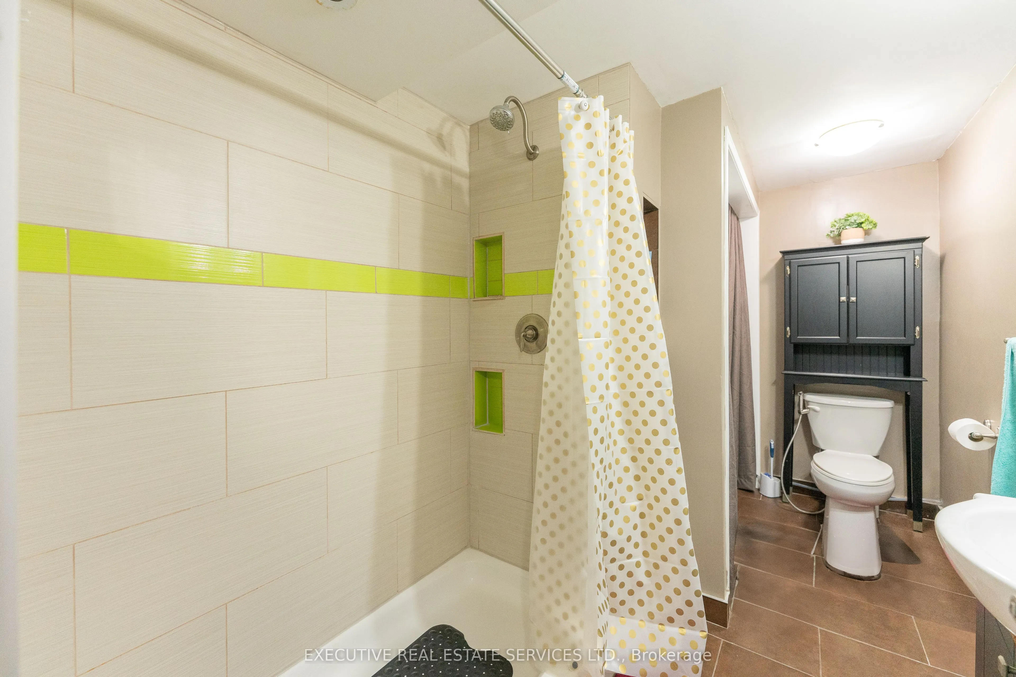 24 KINGHAM ROAD, #24
