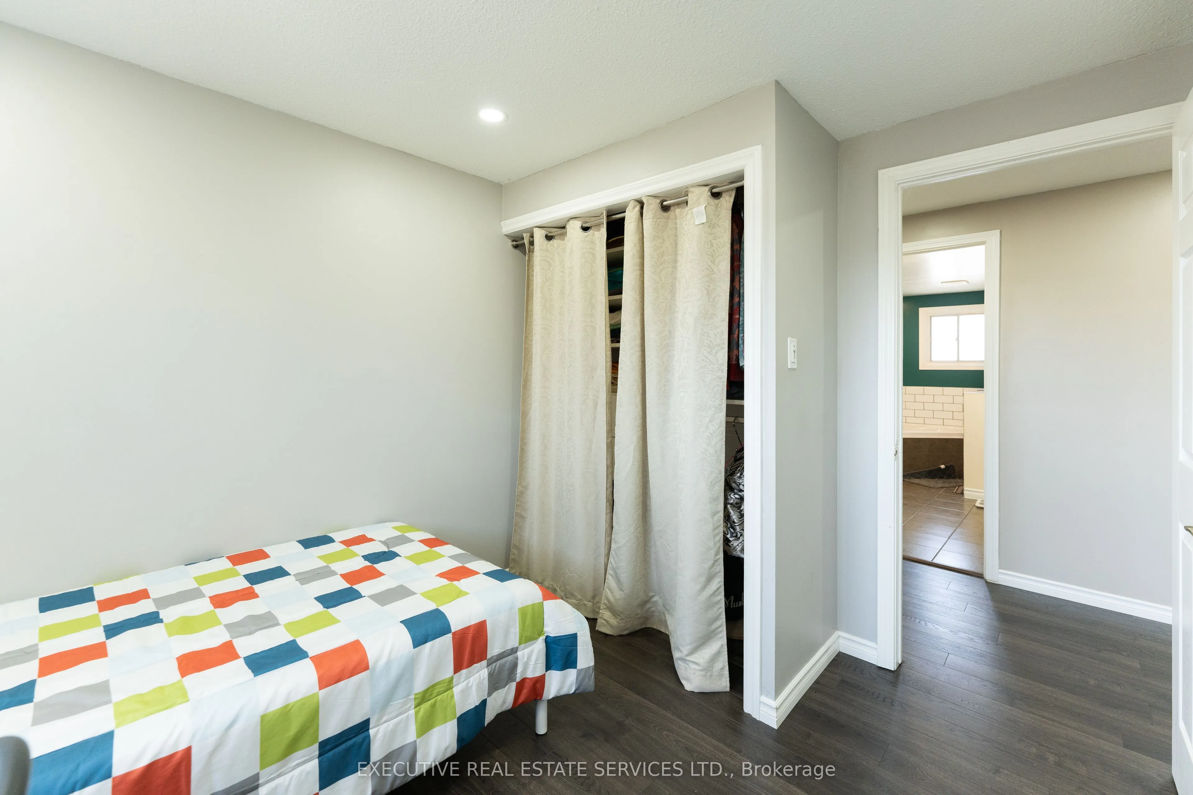 24 KINGHAM ROAD, #24