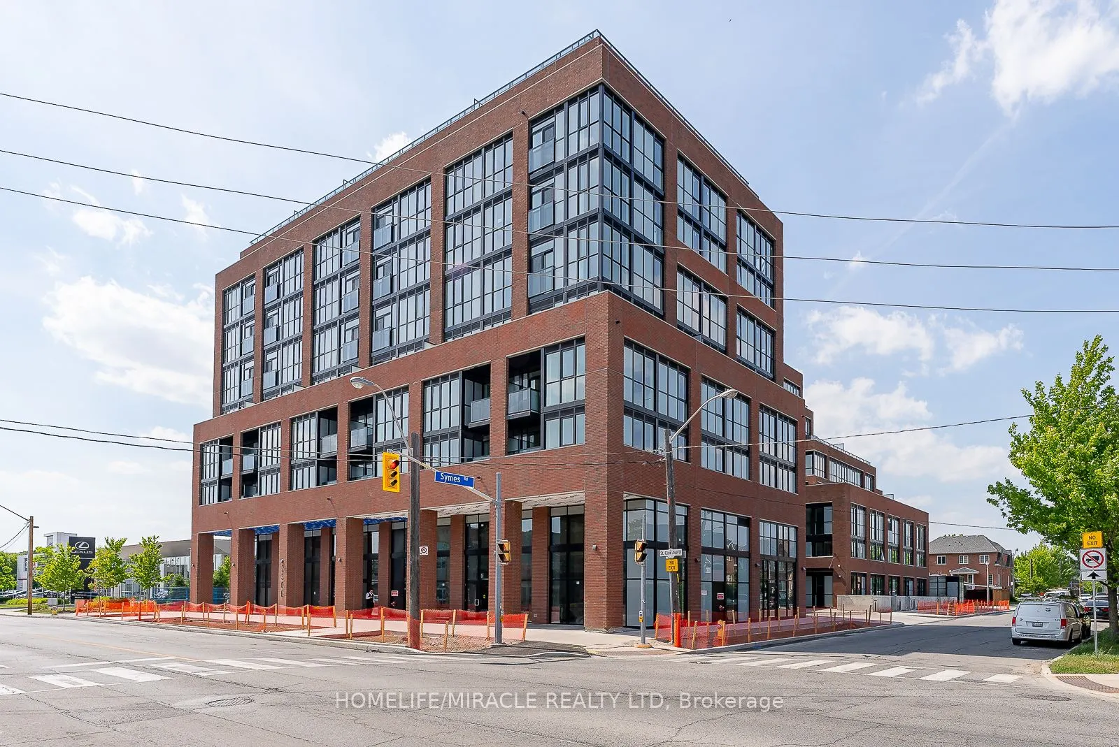 2300 St. Clair Avenue W, #311