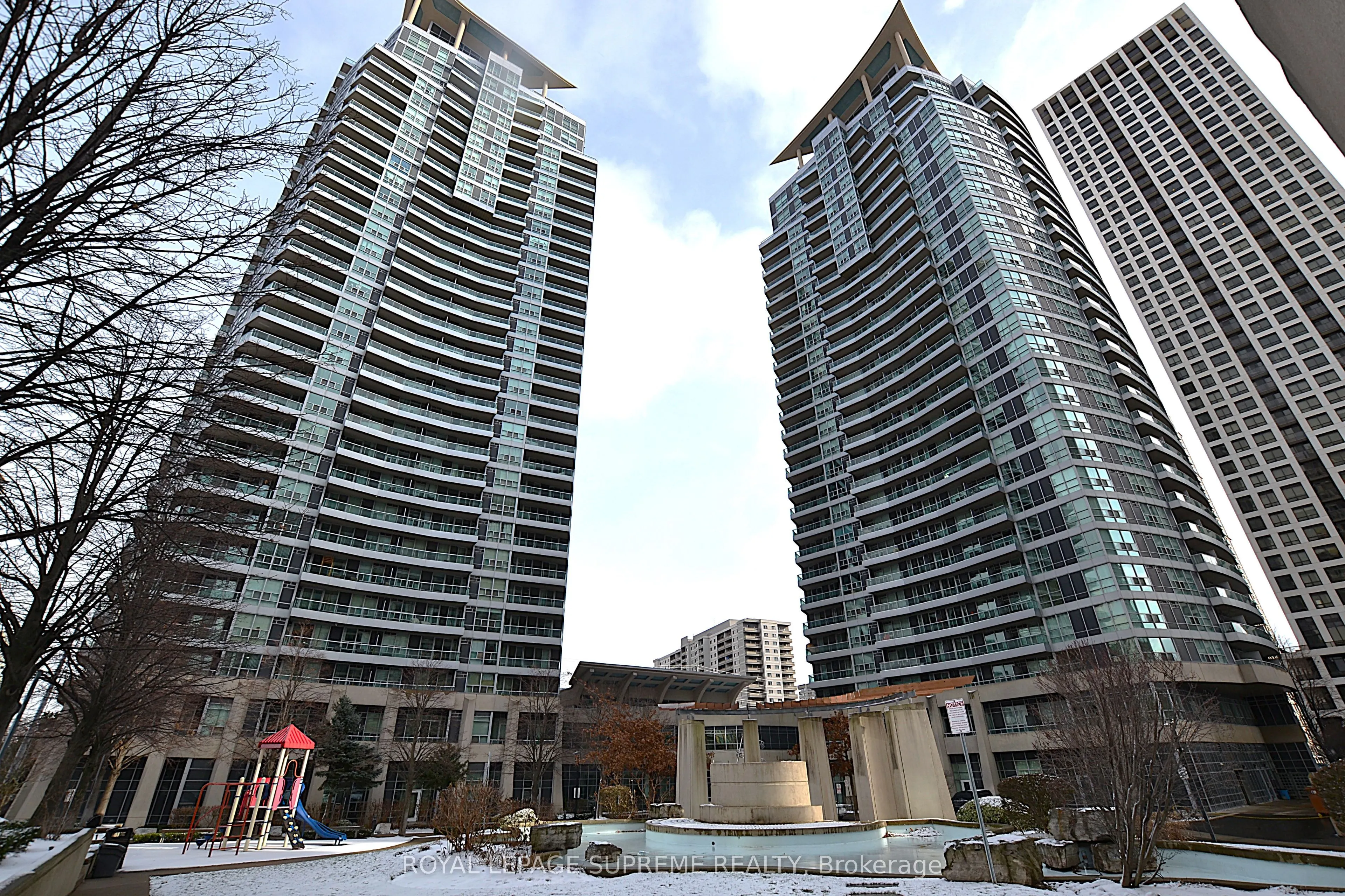 1 Elm Drive W, #1007