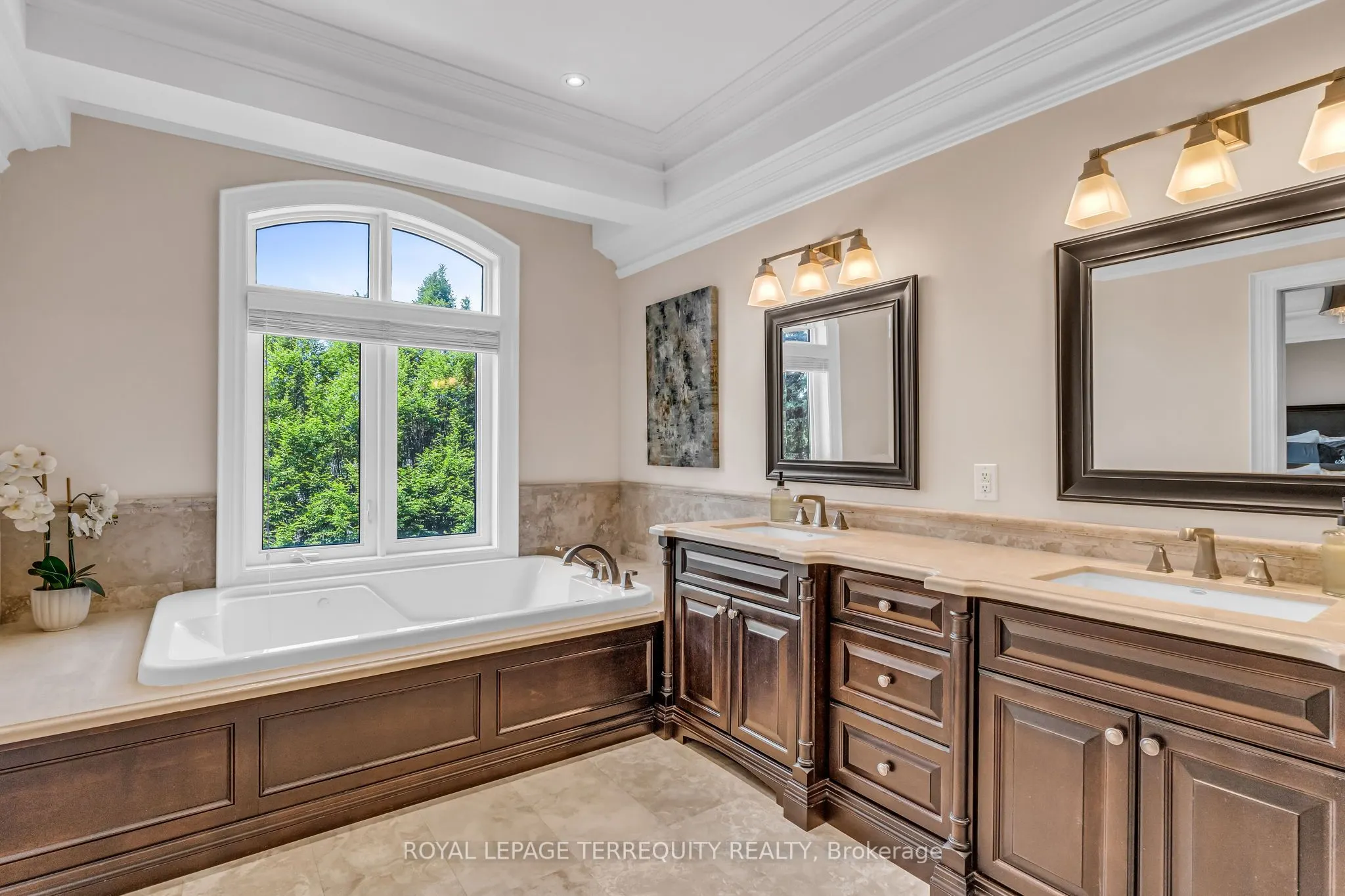 61 Princess Anne Crescent