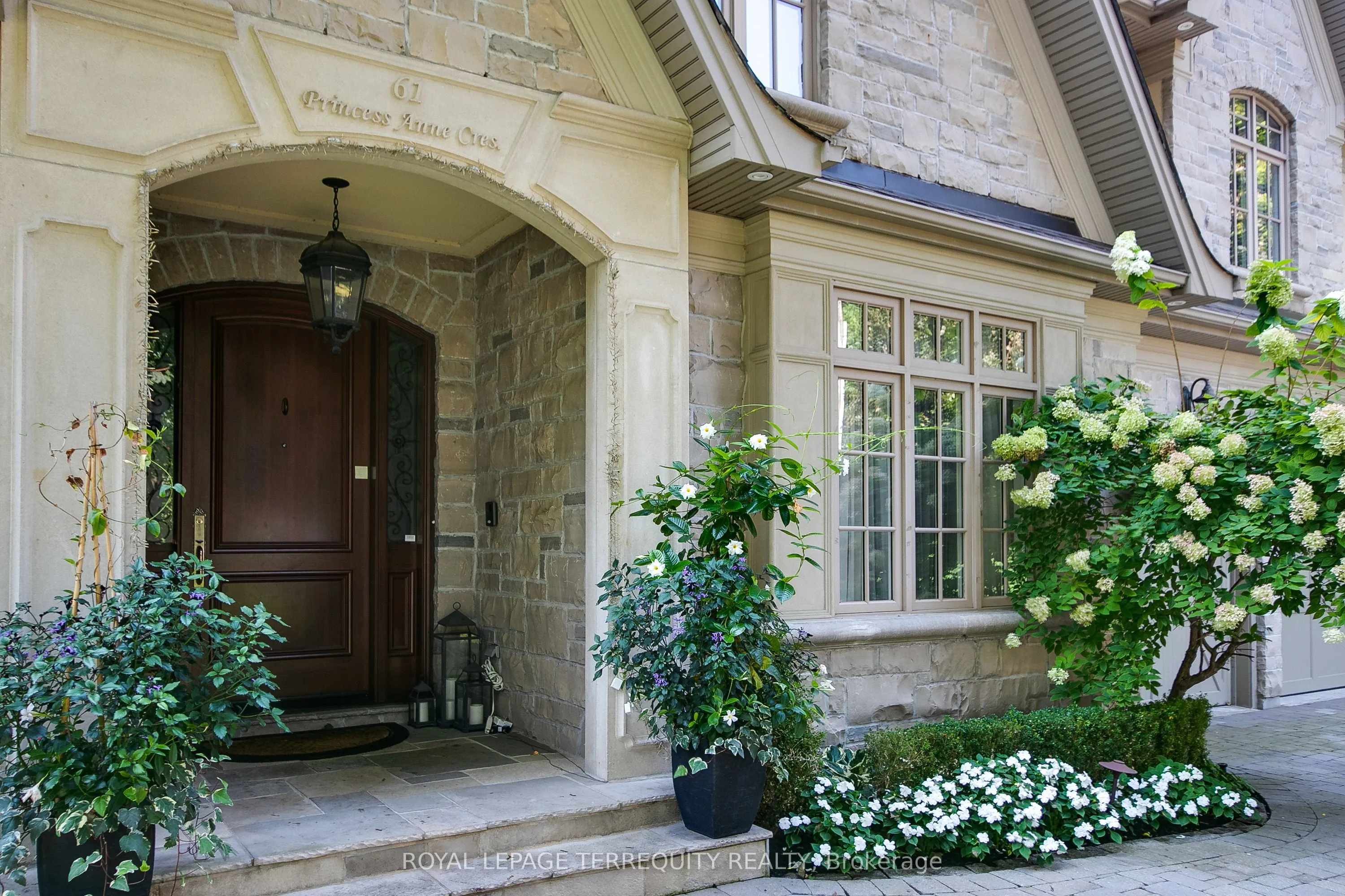 61 Princess Anne Crescent