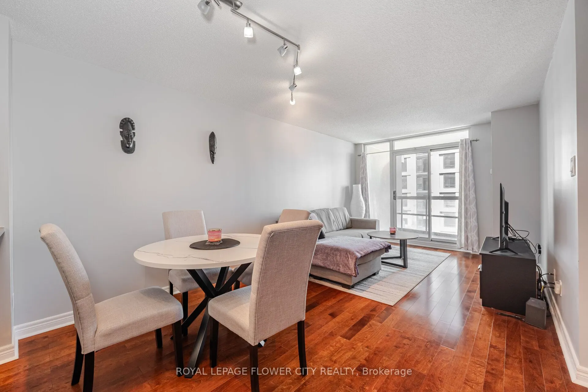 156 Enfield Place #1902