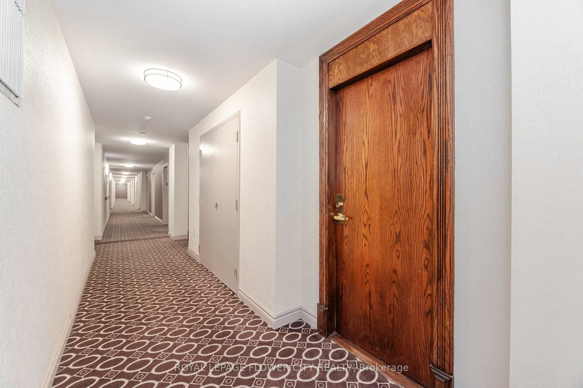 156 Enfield Place #1902