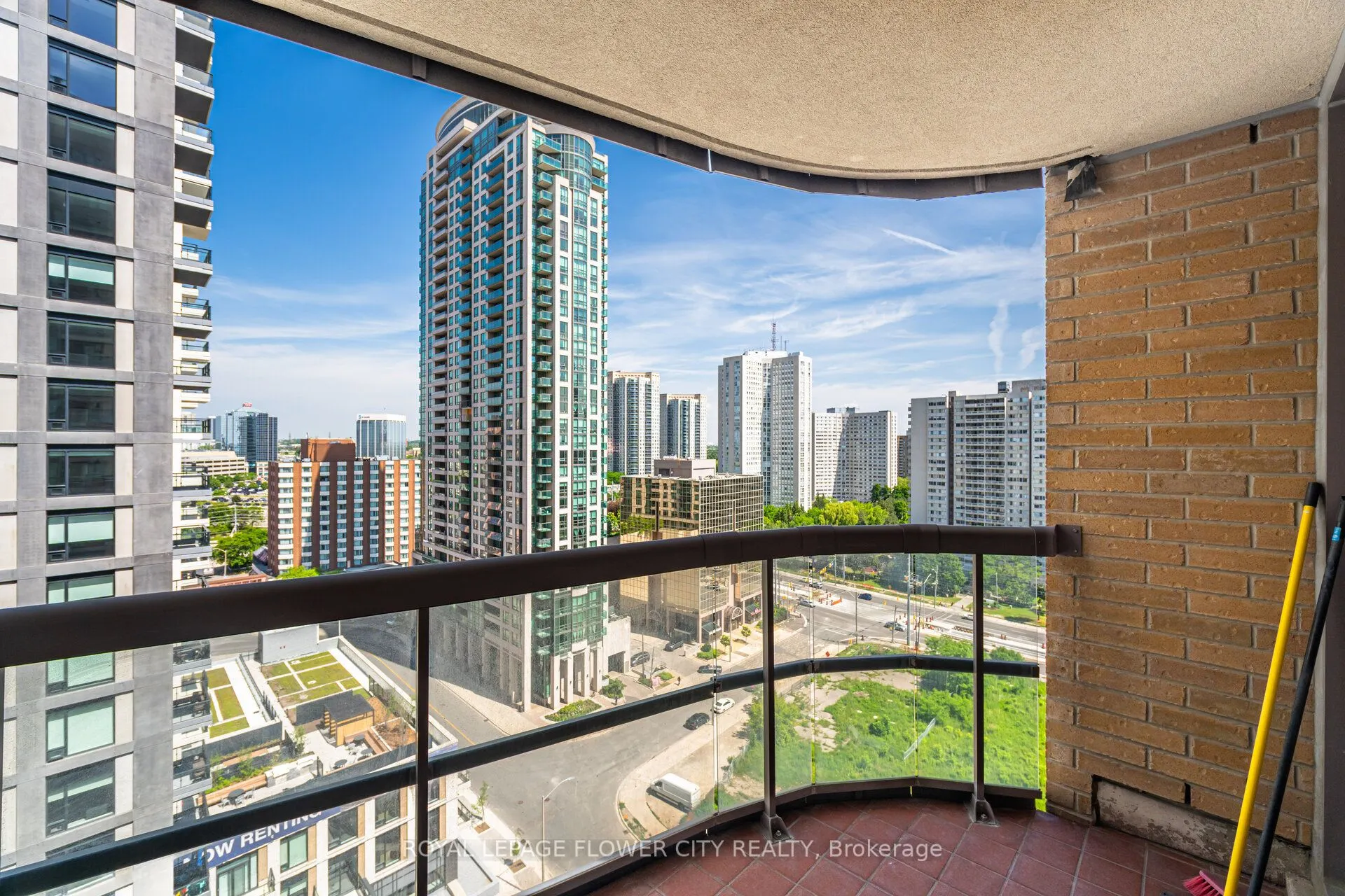 156 Enfield Place #1902
