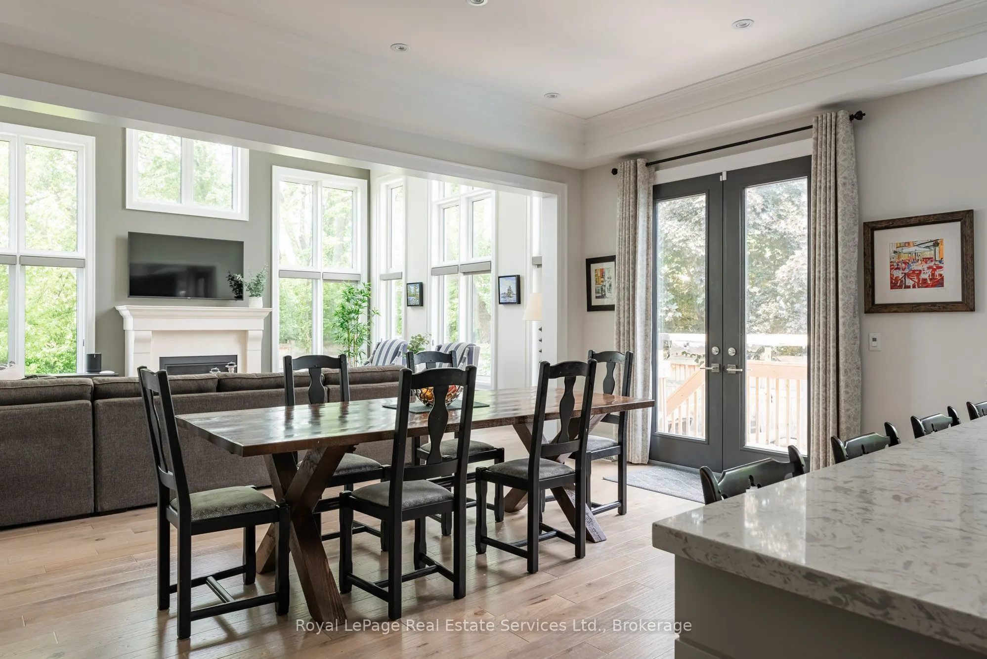 215 Prince George Crescent