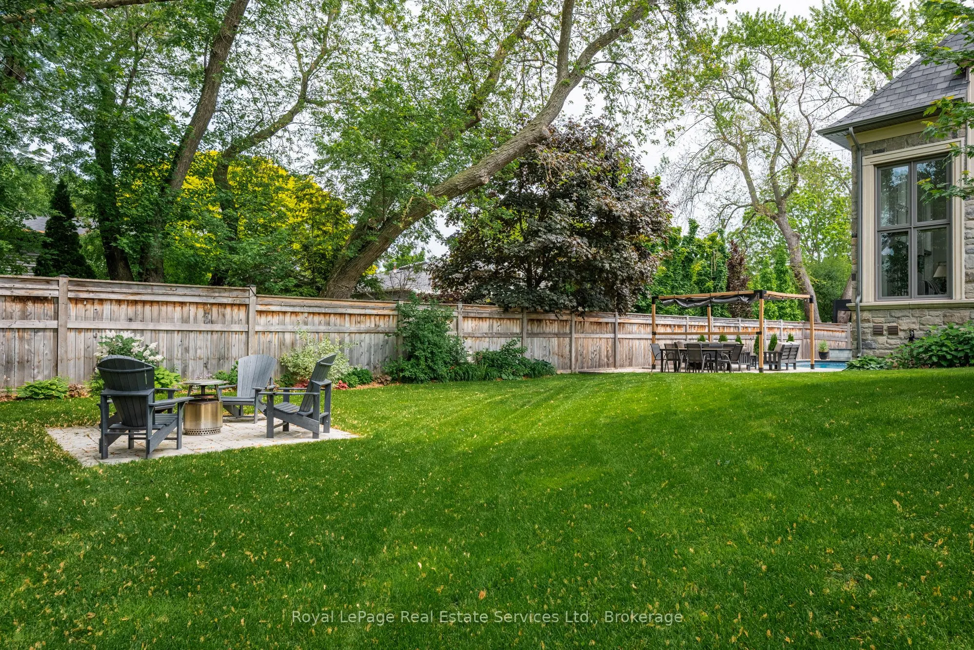 215 Prince George Crescent