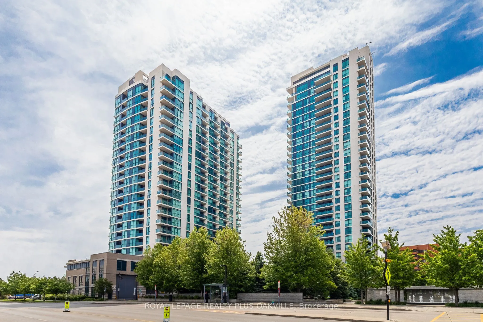 215 Sherway Gardens Road, #2608