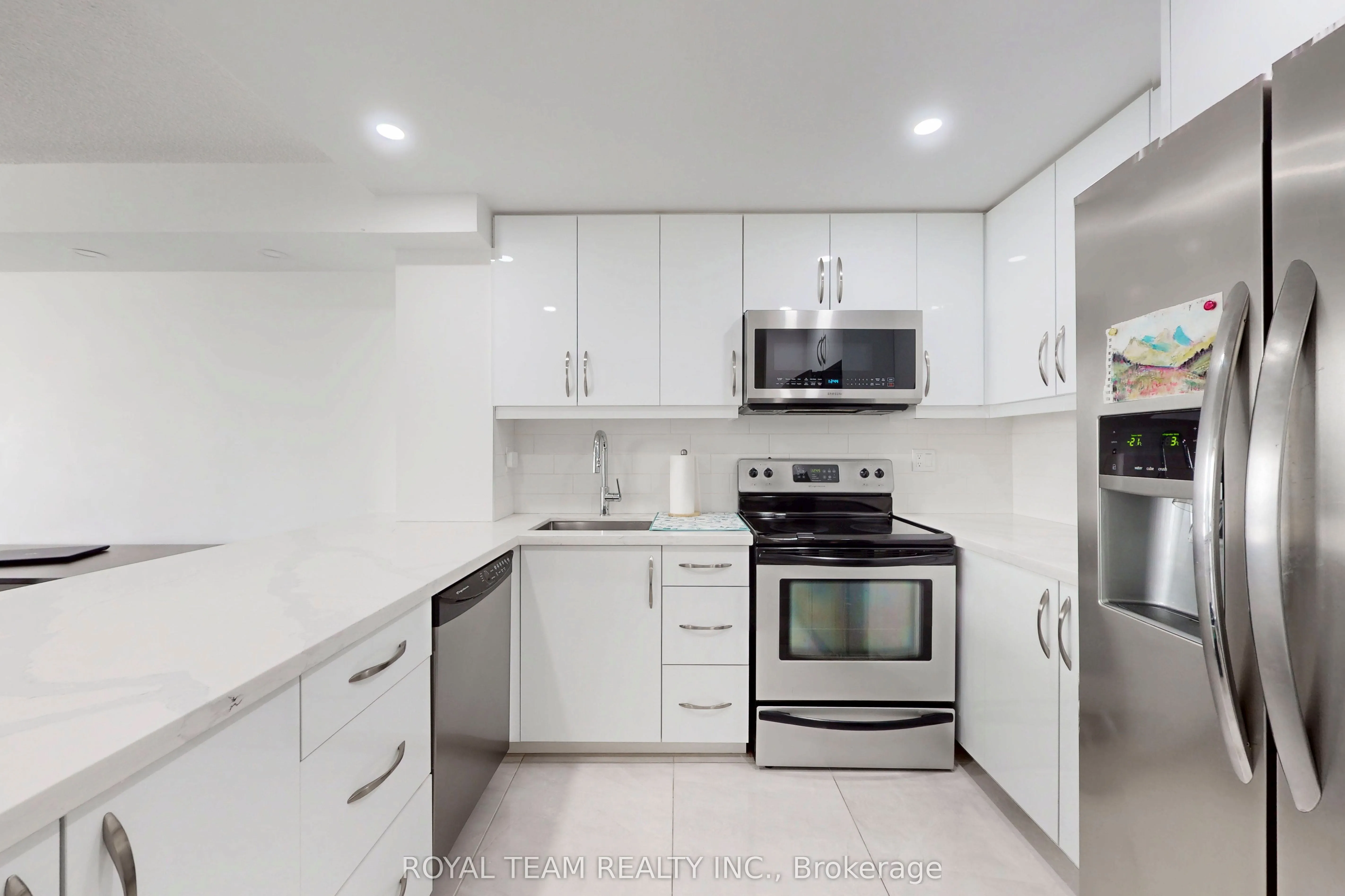 75 King Street E, #1403