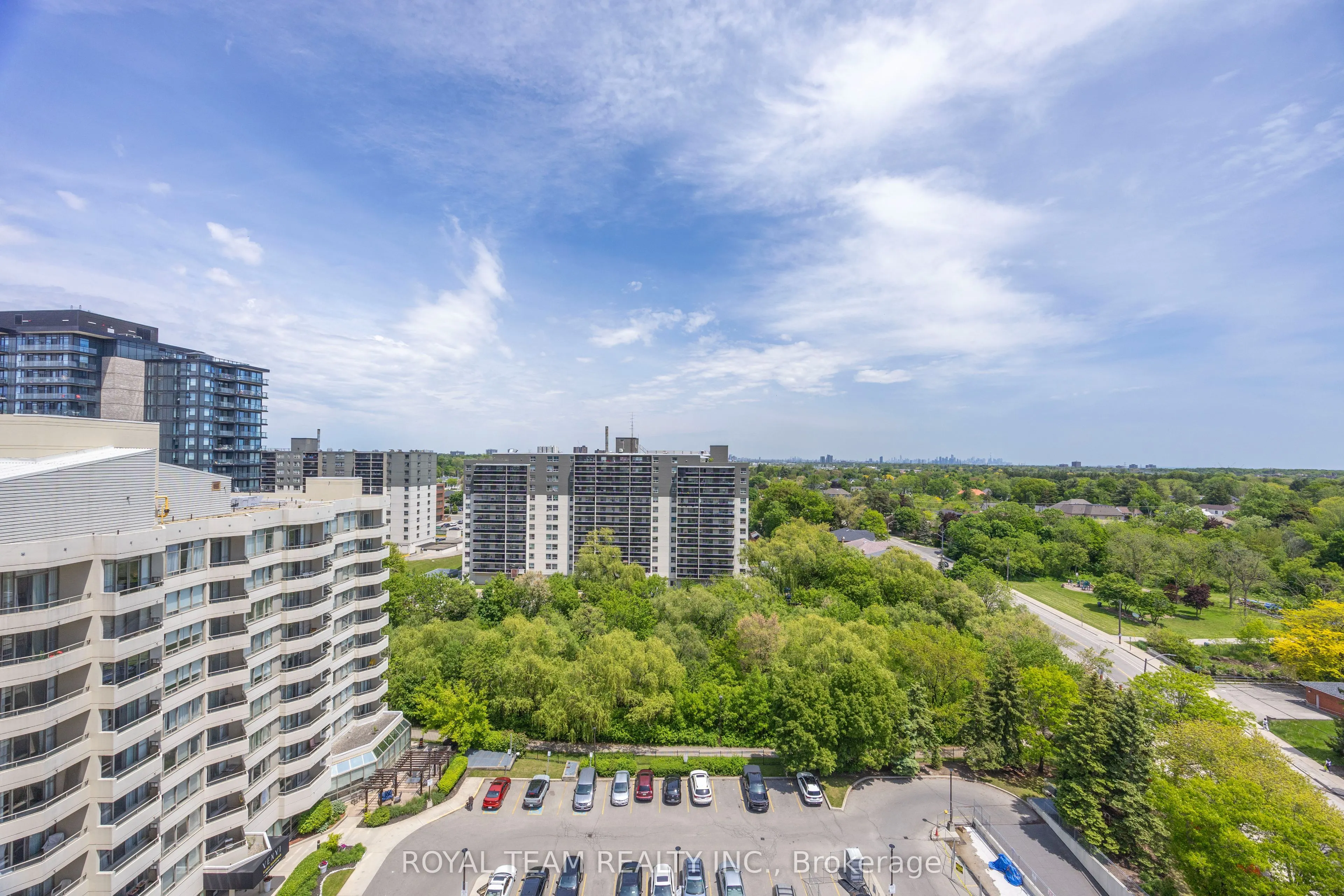 75 King Street E, #1403