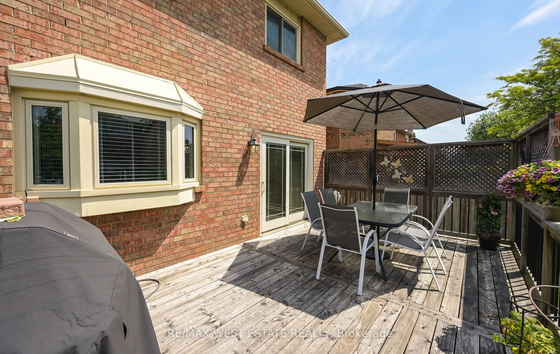 237 Vodden Street W