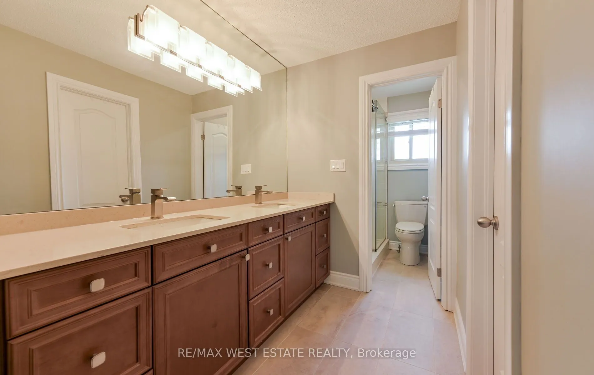 237 Vodden Street W