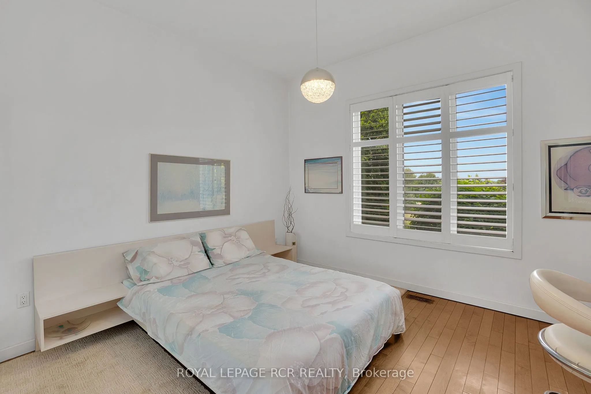 5 Woodlot Court