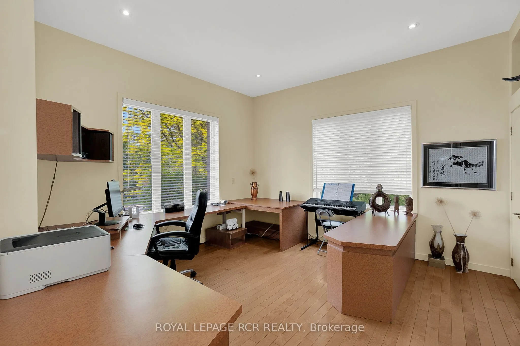 5 Woodlot Court