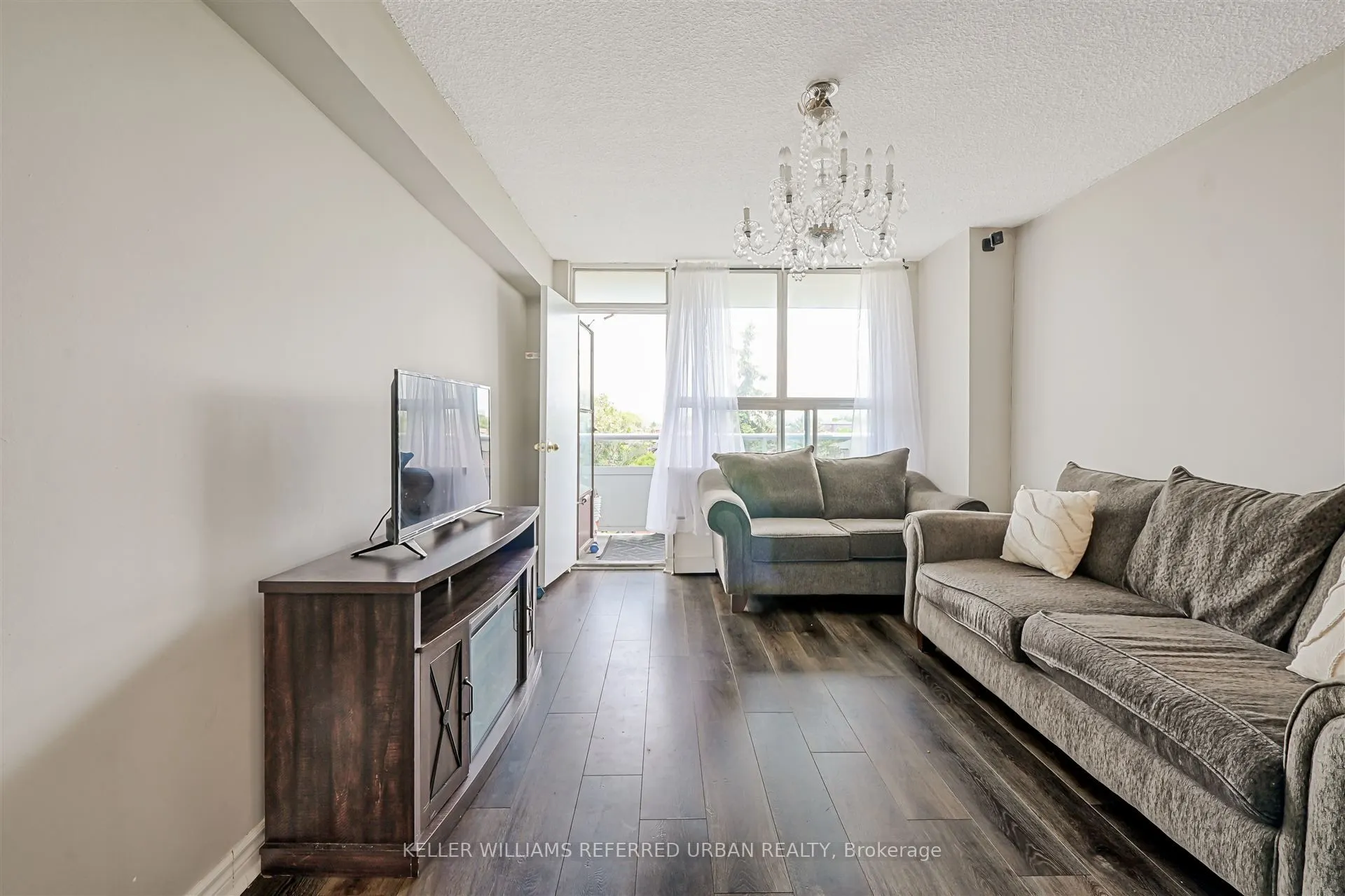 940 Caledonia Road #611