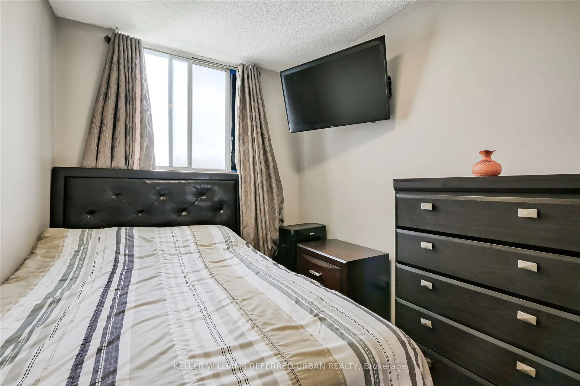940 Caledonia Road #611