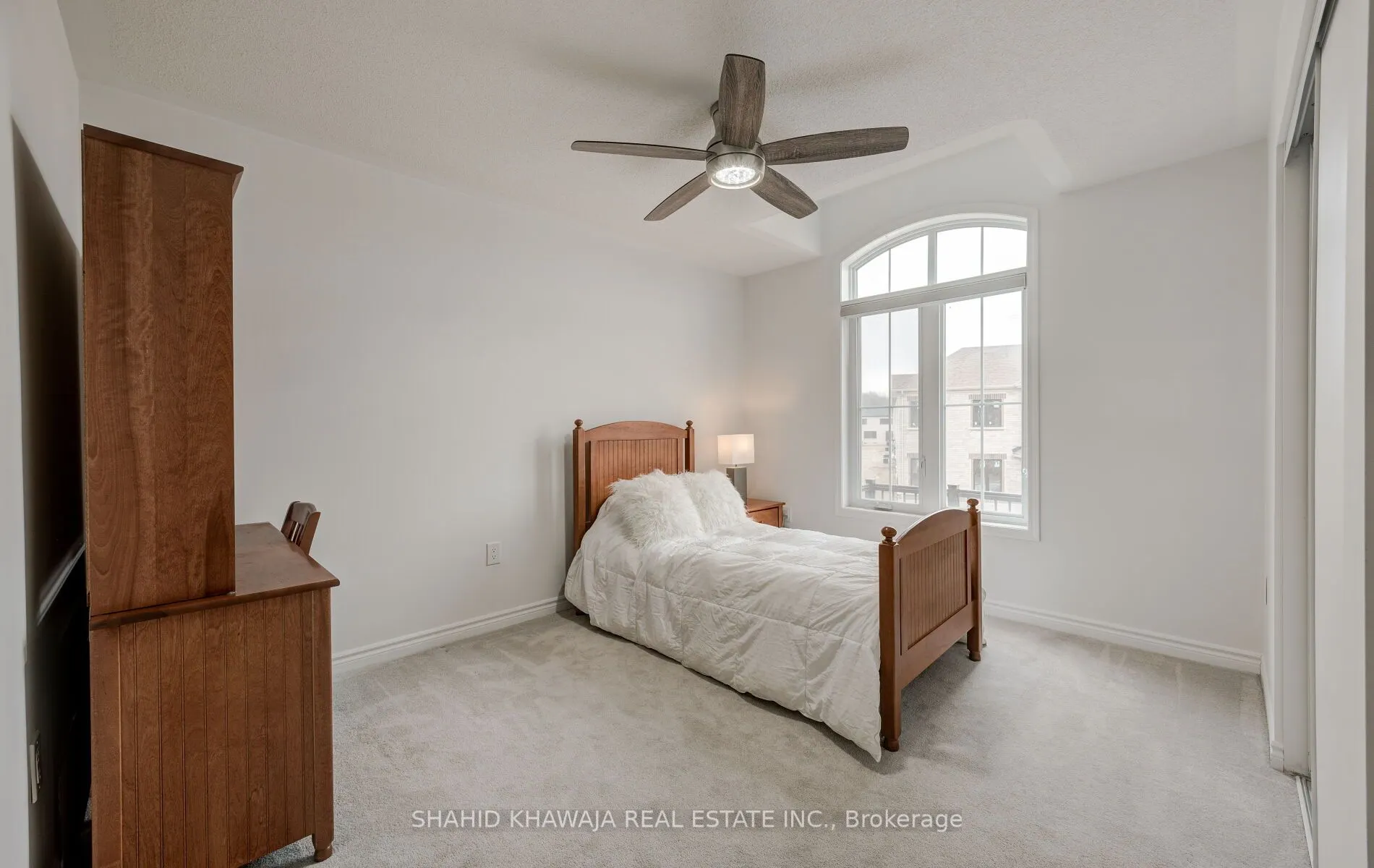 1407 Buckthorn Gardens