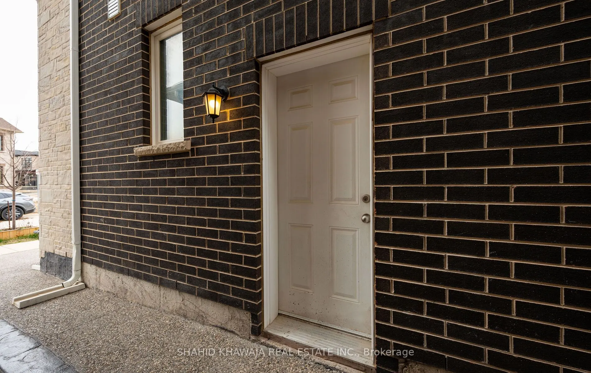 1407 Buckthorn Gardens
