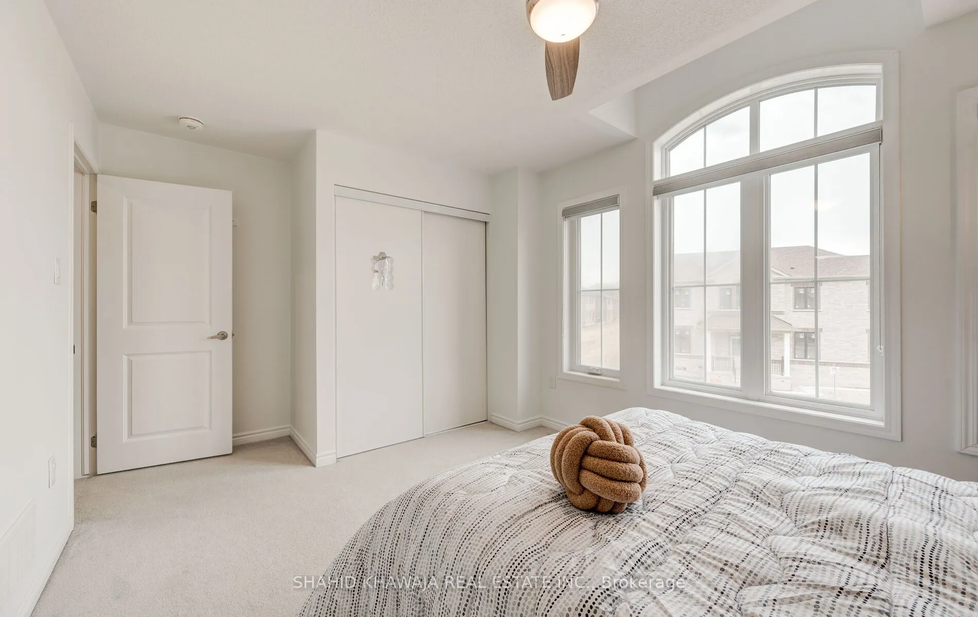 1407 Buckthorn Gardens