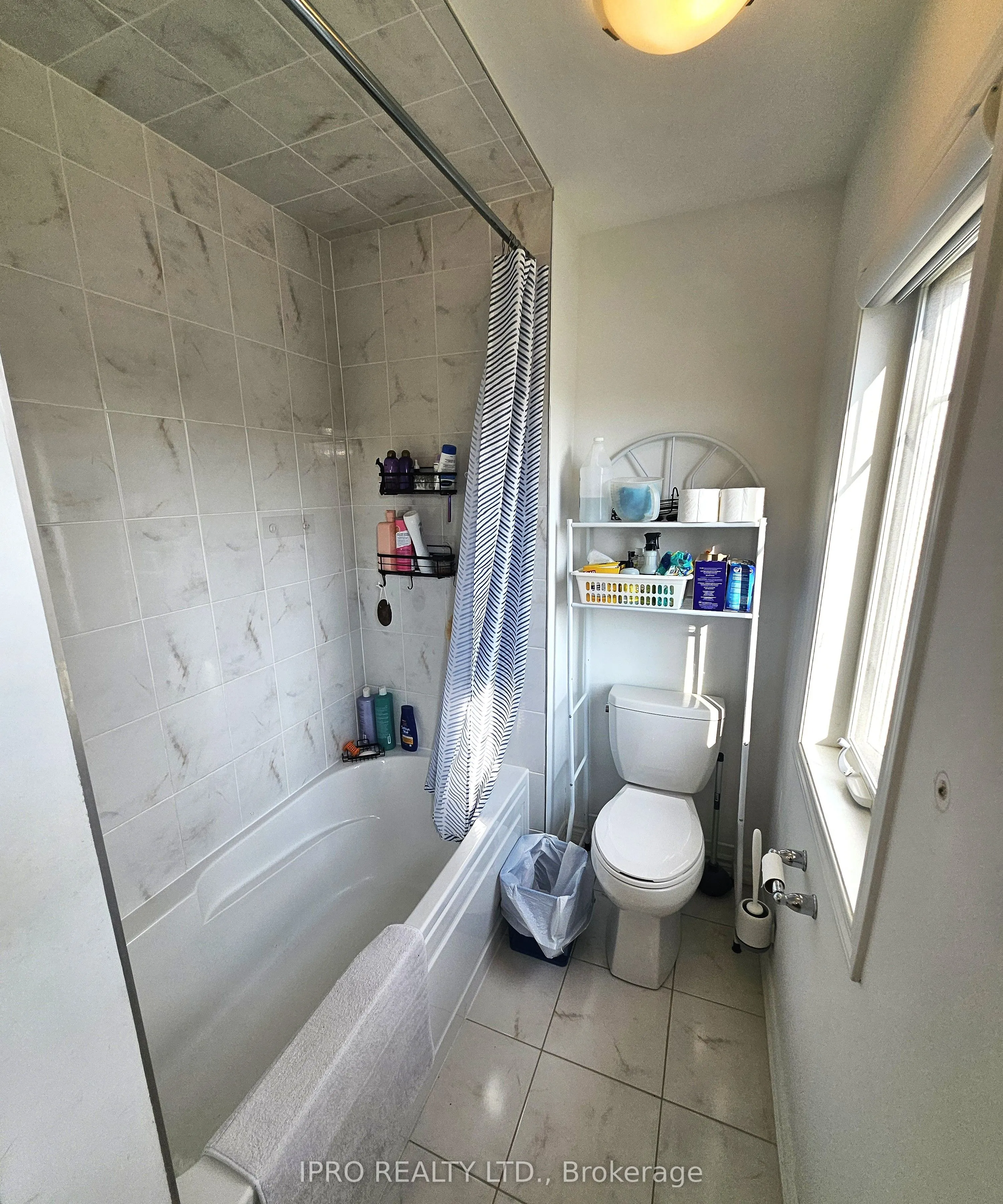 852 Aspen Terrace, #Upper