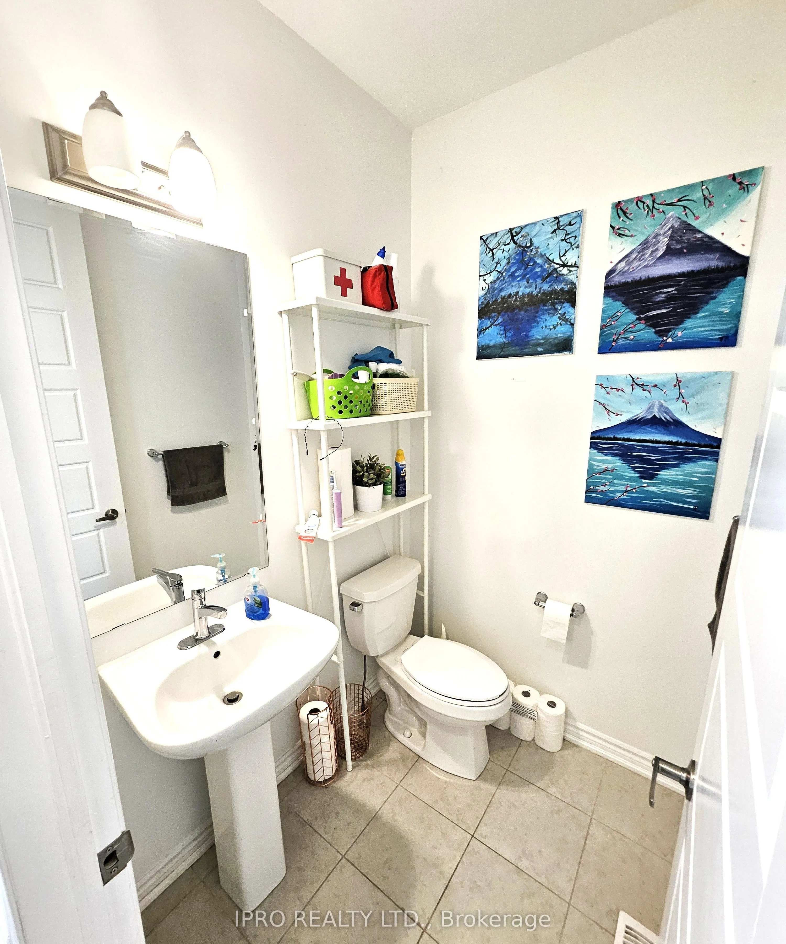 852 Aspen Terrace, #Upper