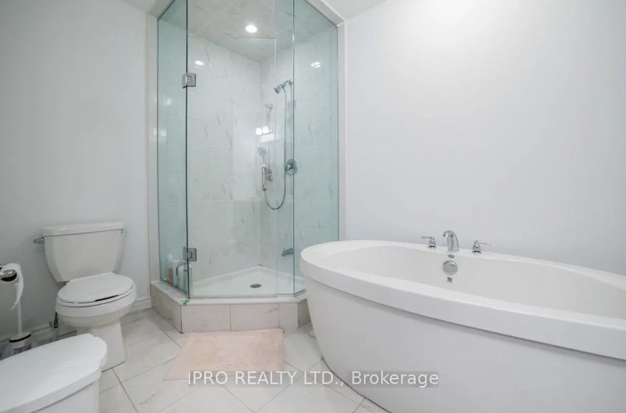 852 Aspen Terrace, #Upper