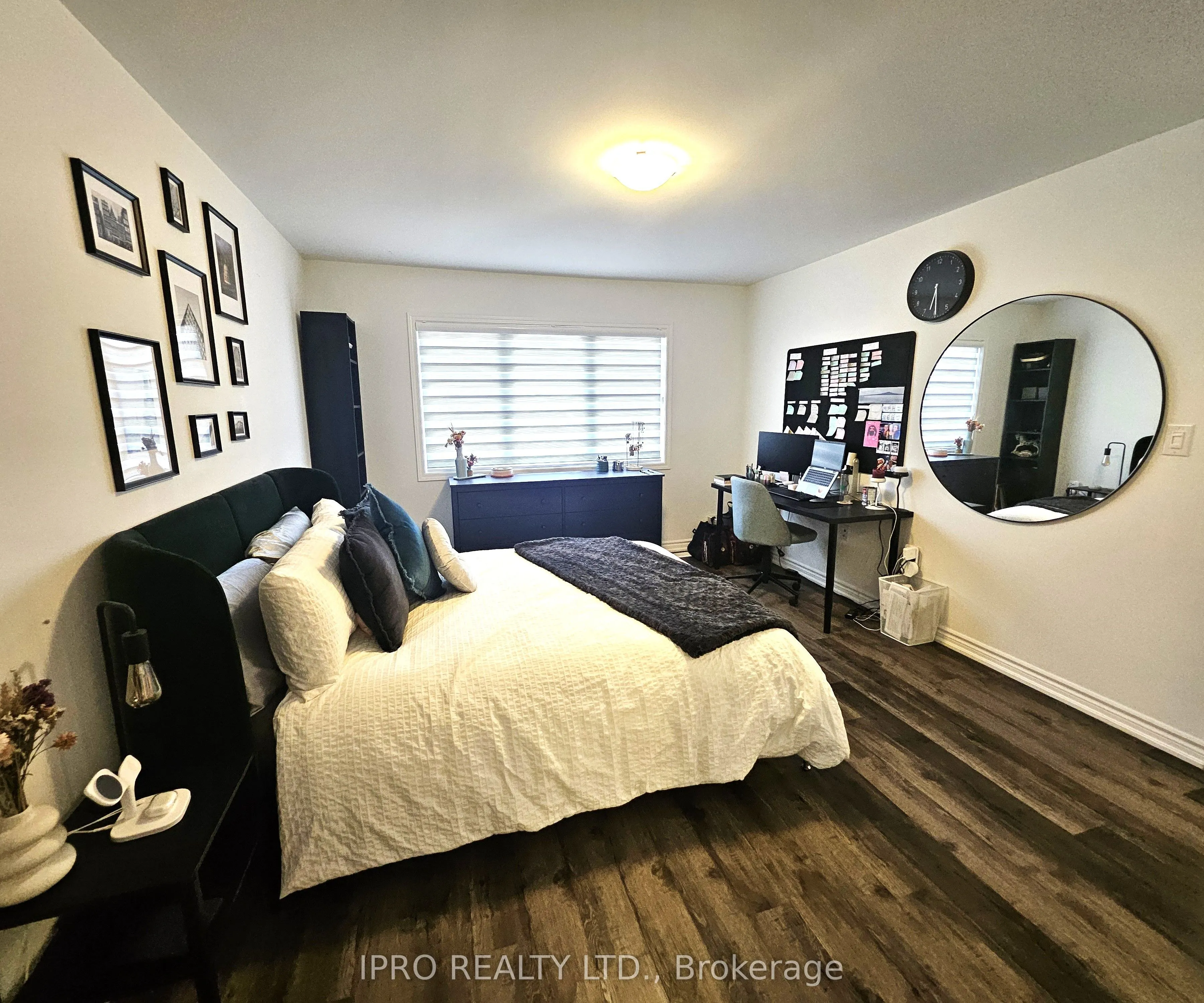 852 Aspen Terrace, #Upper