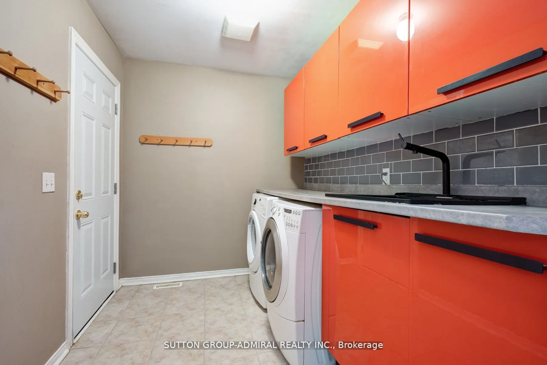 43 Crestridge Drive