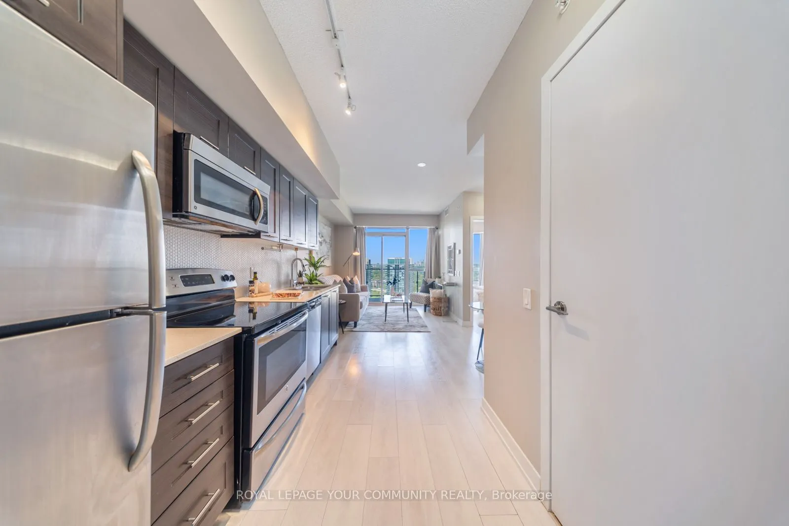 2200 Lakeshore Boulevard W, #3506
