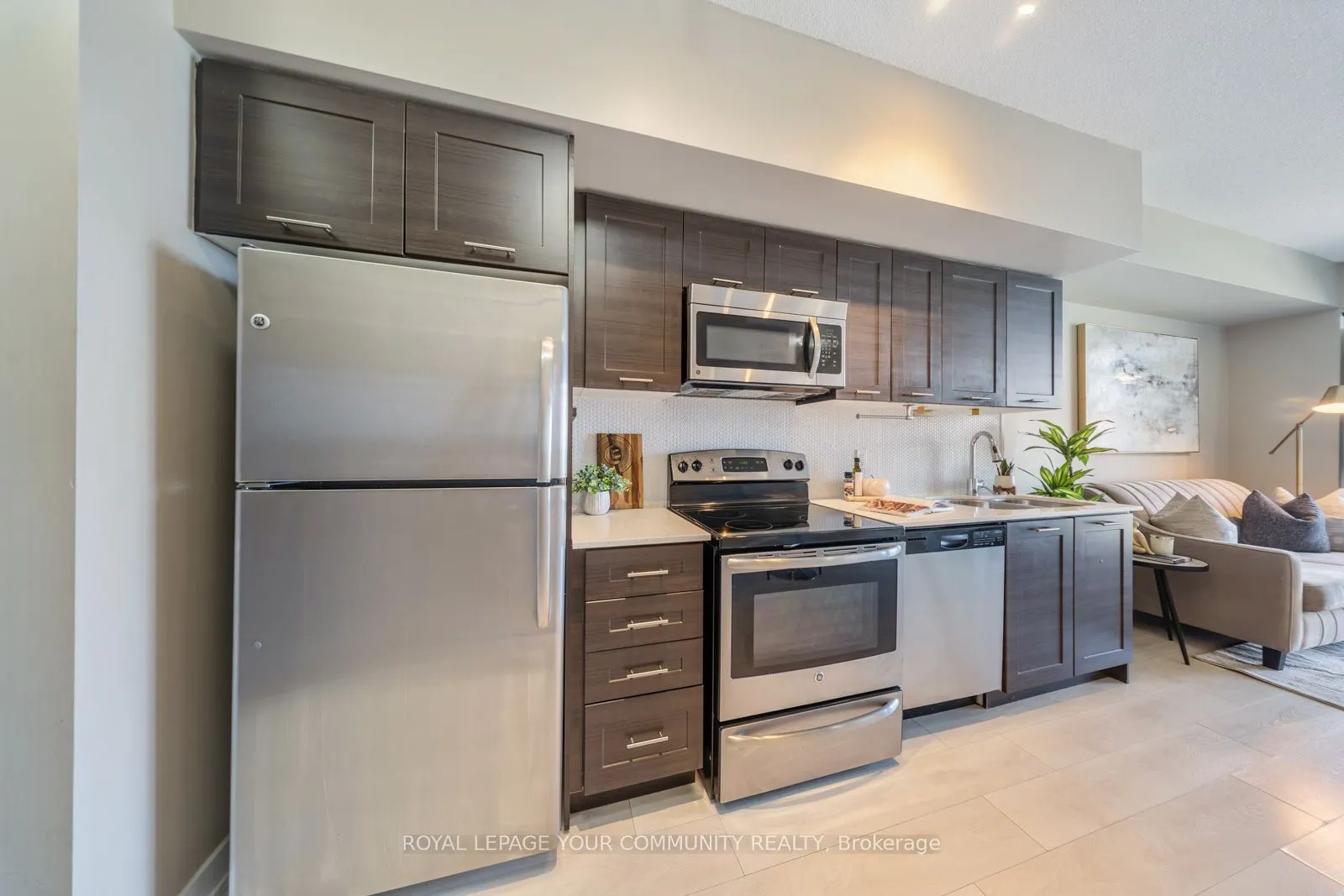 2200 Lakeshore Boulevard W, #3506