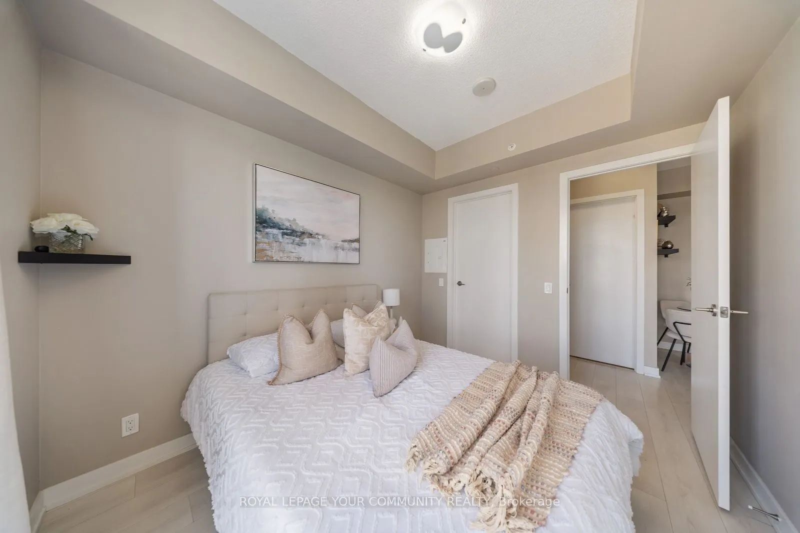 2200 Lakeshore Boulevard W, #3506