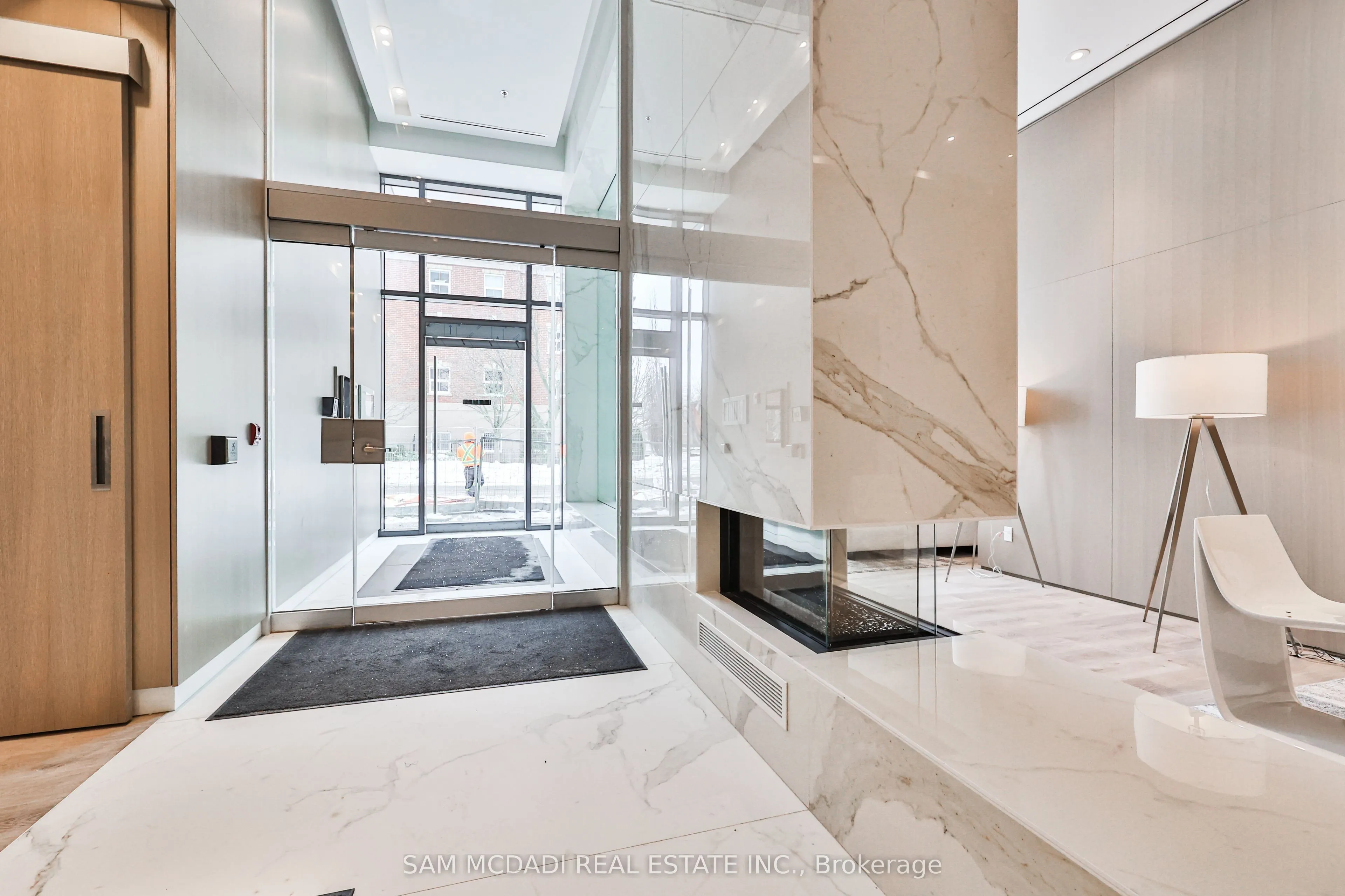 370 Martha Street, #2204